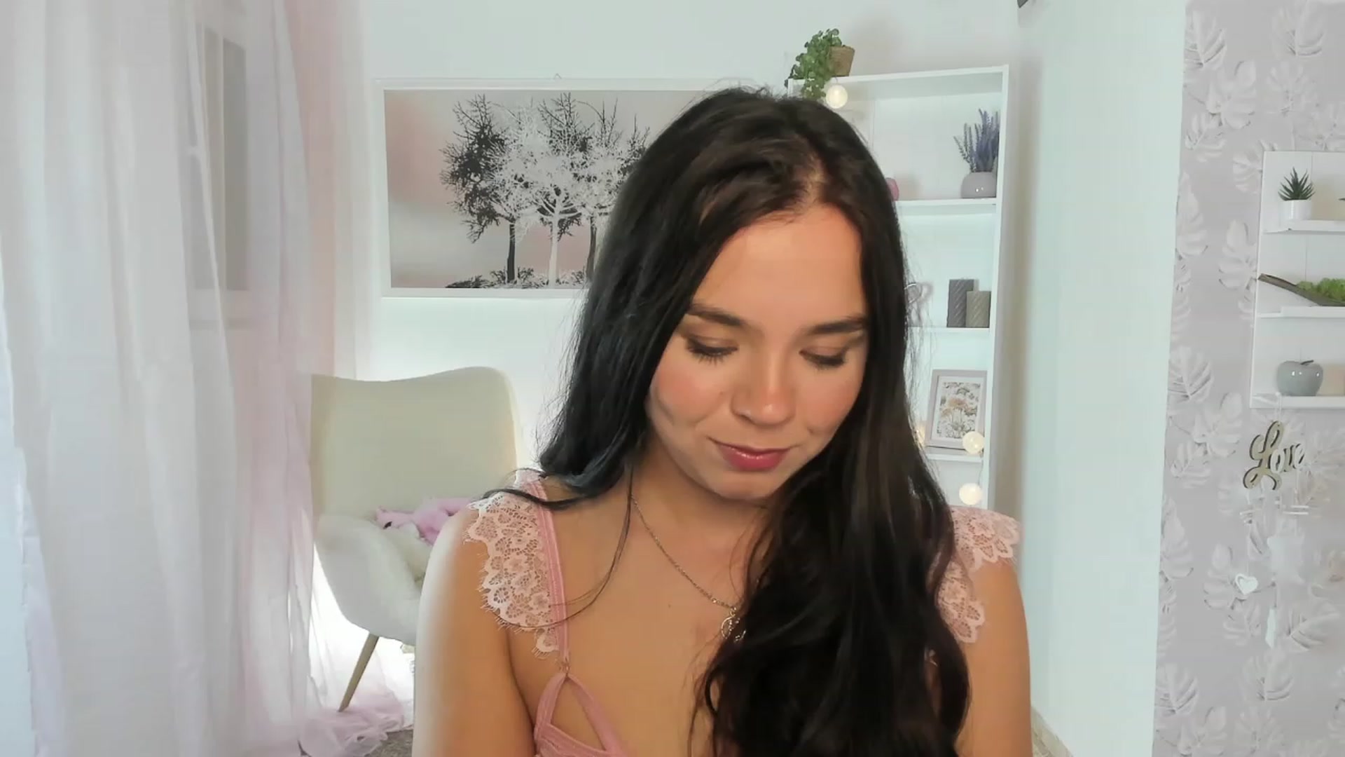 Gallery image thumbnail from Katie_Nice's myfreecams stream on, 08/12/2023, 11:25 image 20 of 20