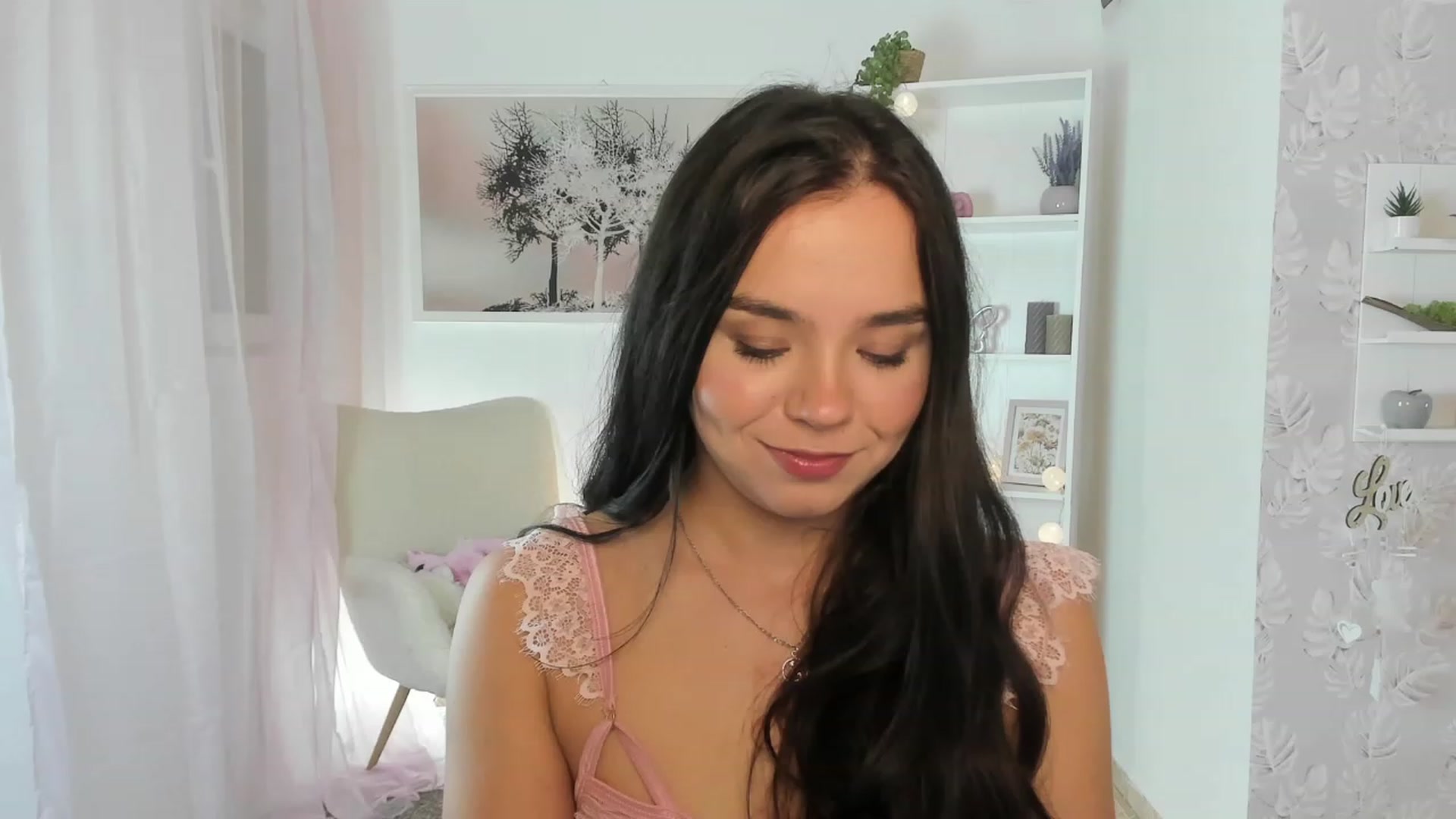 Gallery image thumbnail from Katie_Nice's myfreecams stream on, 08/12/2023, 11:25 image 19 of 20