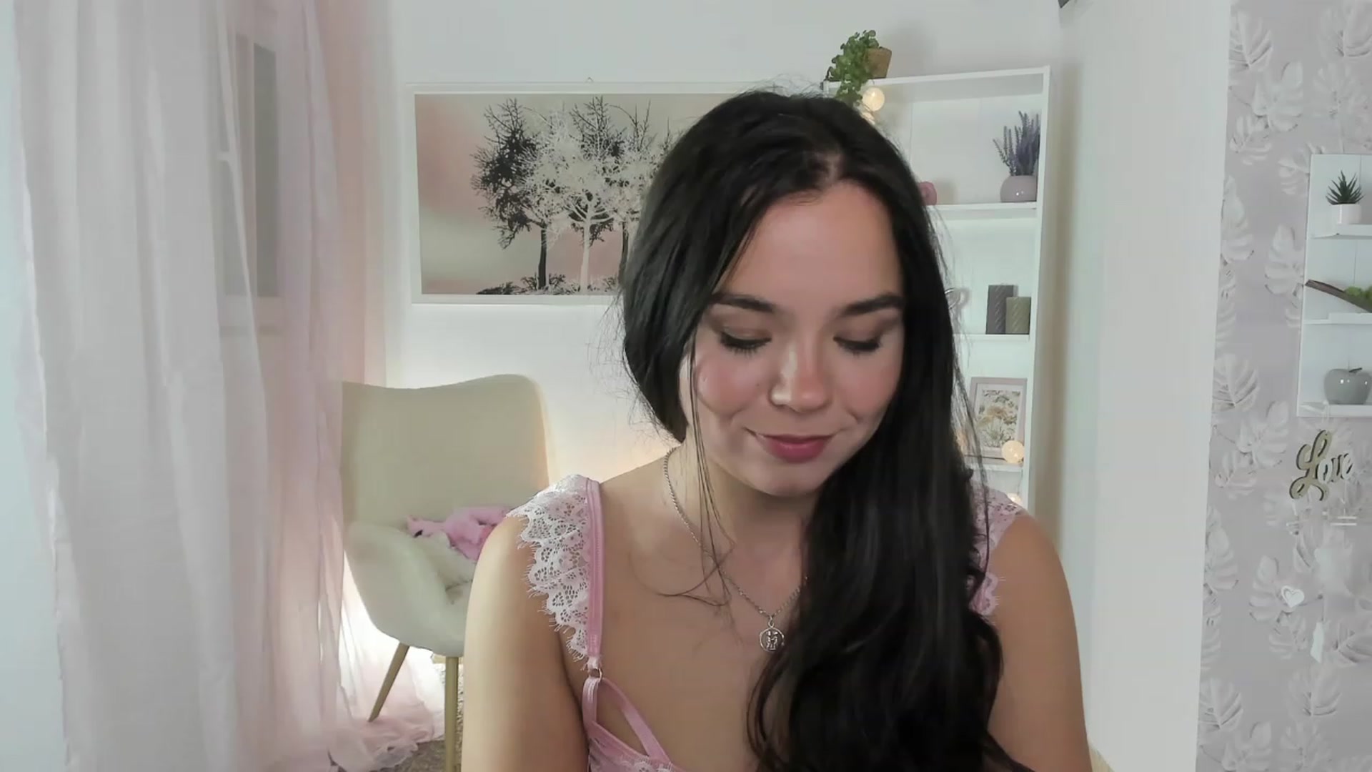 Gallery image thumbnail from Katie_Nice's myfreecams stream on, 08/12/2023, 12:47 image 19 of 20