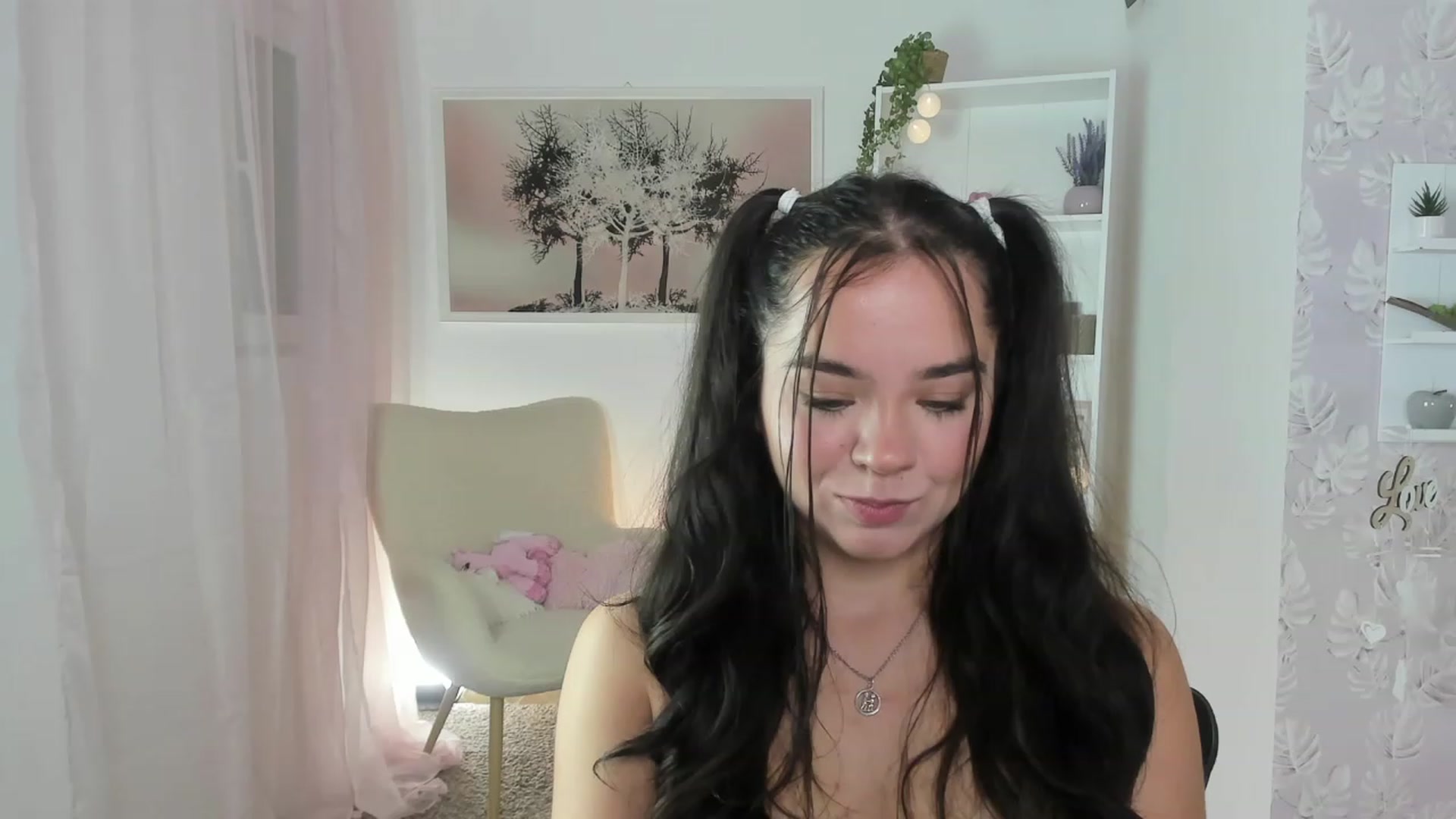Gallery image thumbnail from Katie_Nice's myfreecams stream on, 08/13/2023, 11:23 image 19 of 20