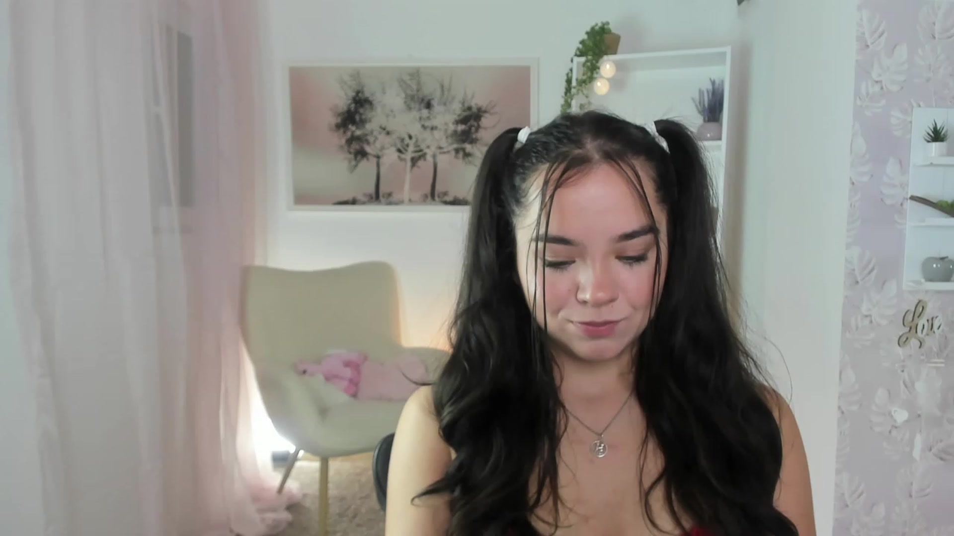 Gallery image thumbnail from Katie_Nice's myfreecams stream on, 08/13/2023, 11:23 image 17 of 20