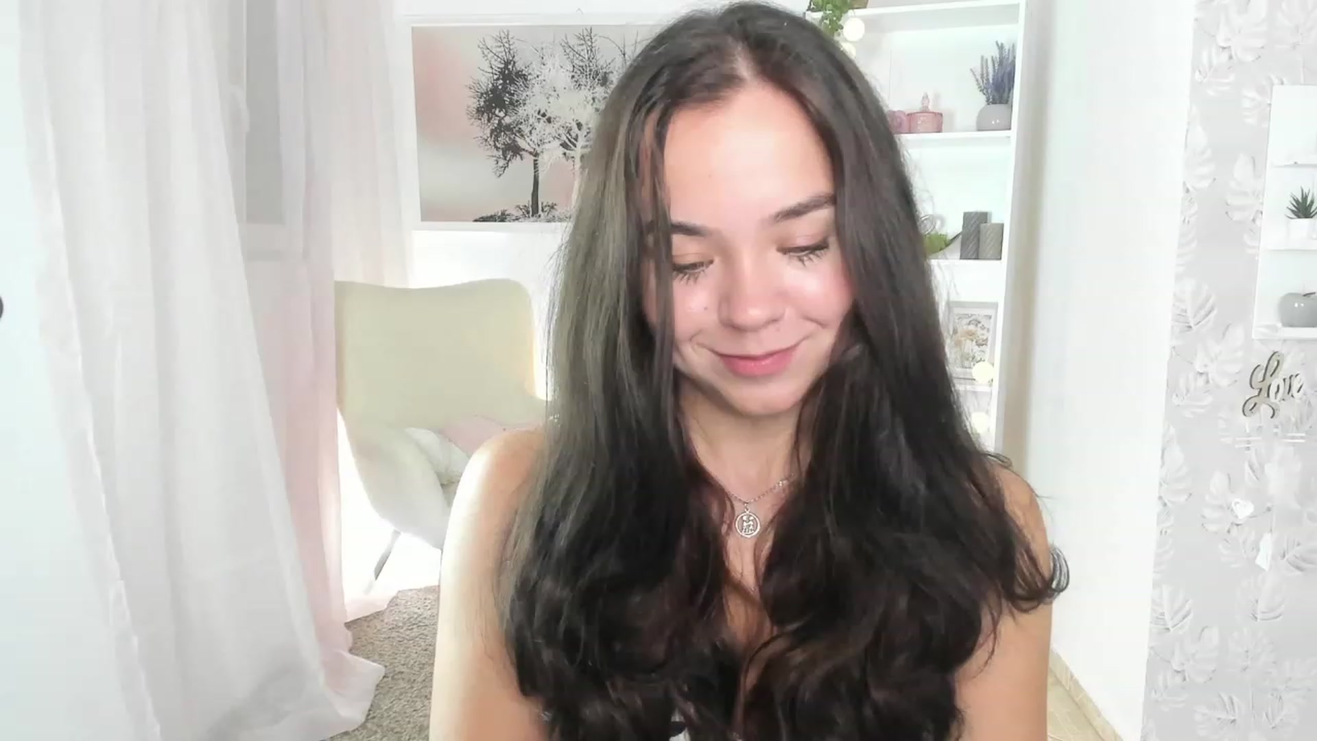 Gallery image thumbnail from Katie_Nice's myfreecams stream on, 08/17/2023, 11:20 image 7 of 20