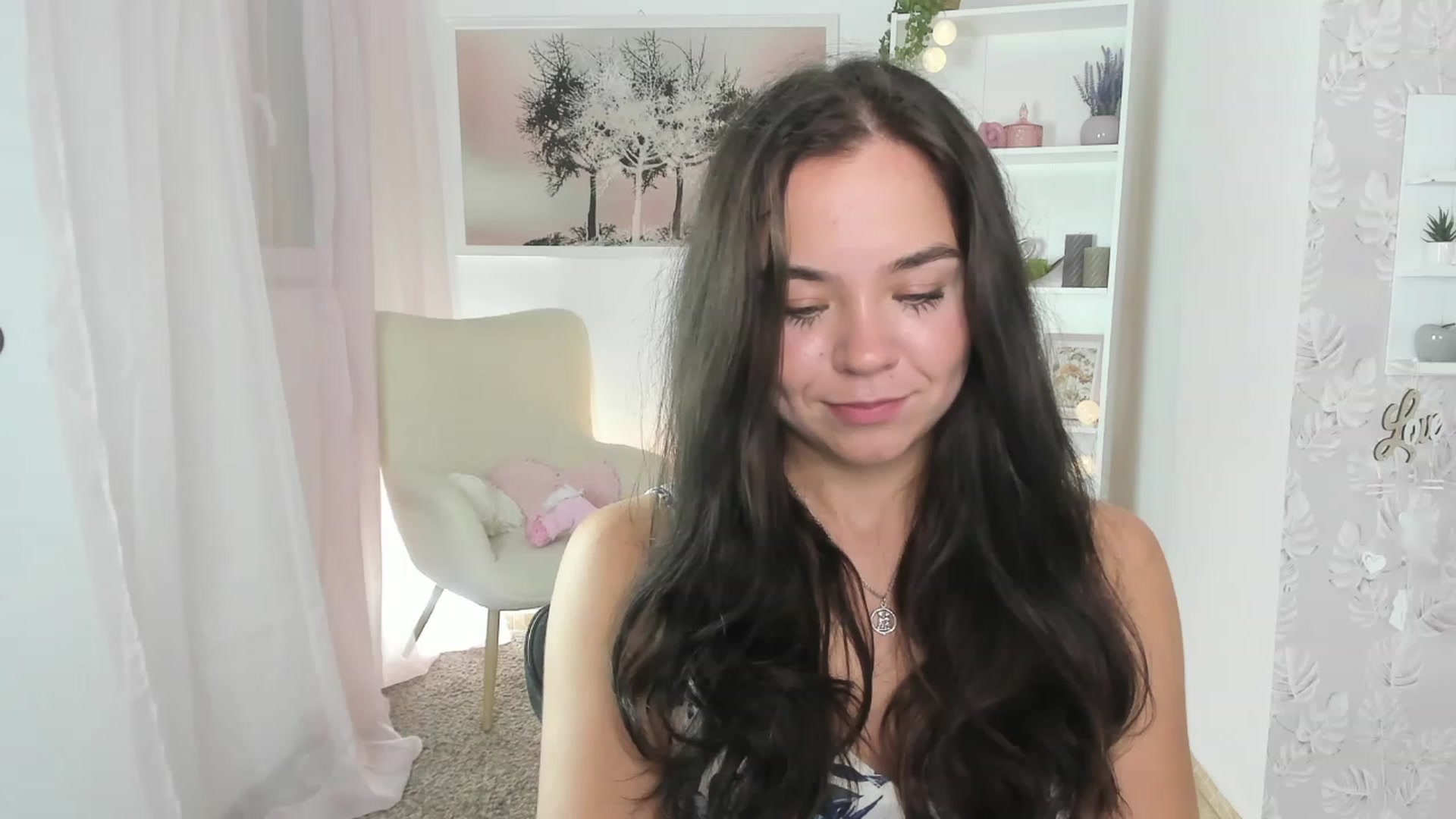 Gallery image thumbnail from Katie_Nice's myfreecams stream on, 08/17/2023, 11:20 image 16 of 20