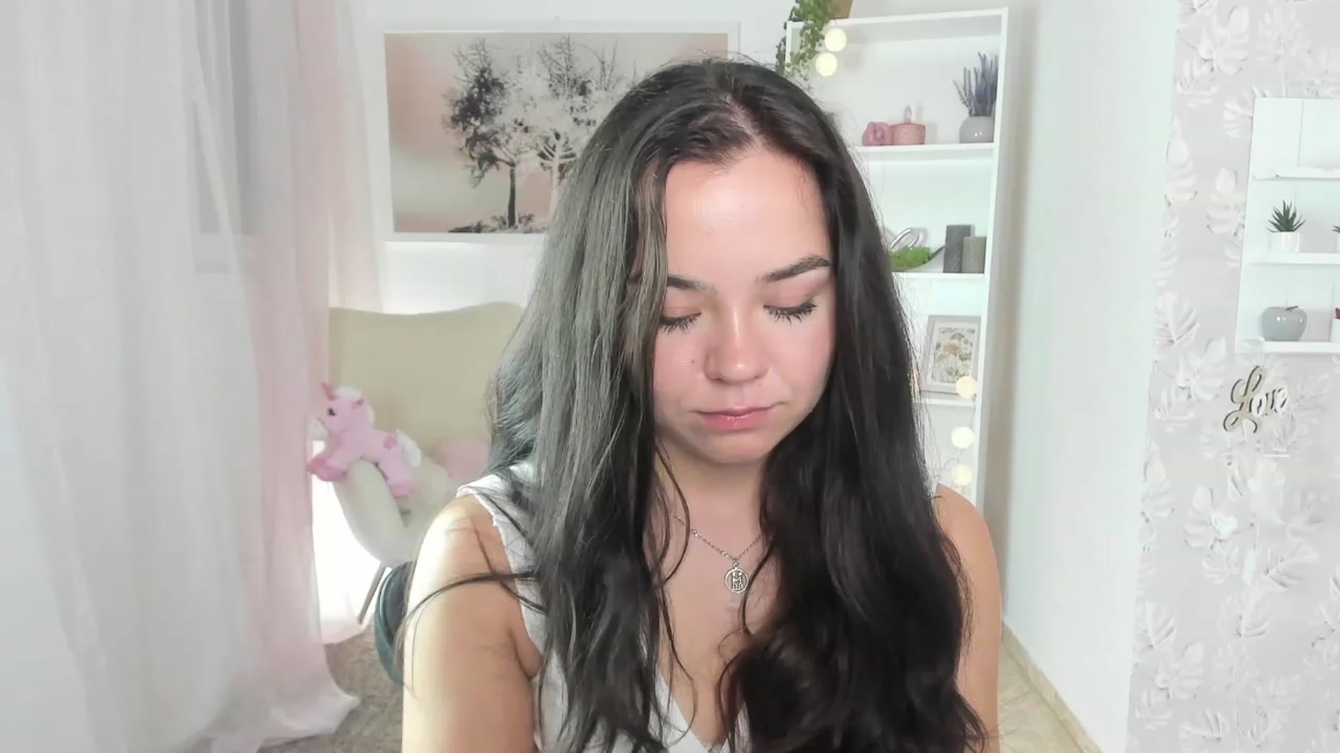Gallery image thumbnail from Katie_Nice's myfreecams stream on, 08/18/2023, 12:41 image 18 of 20