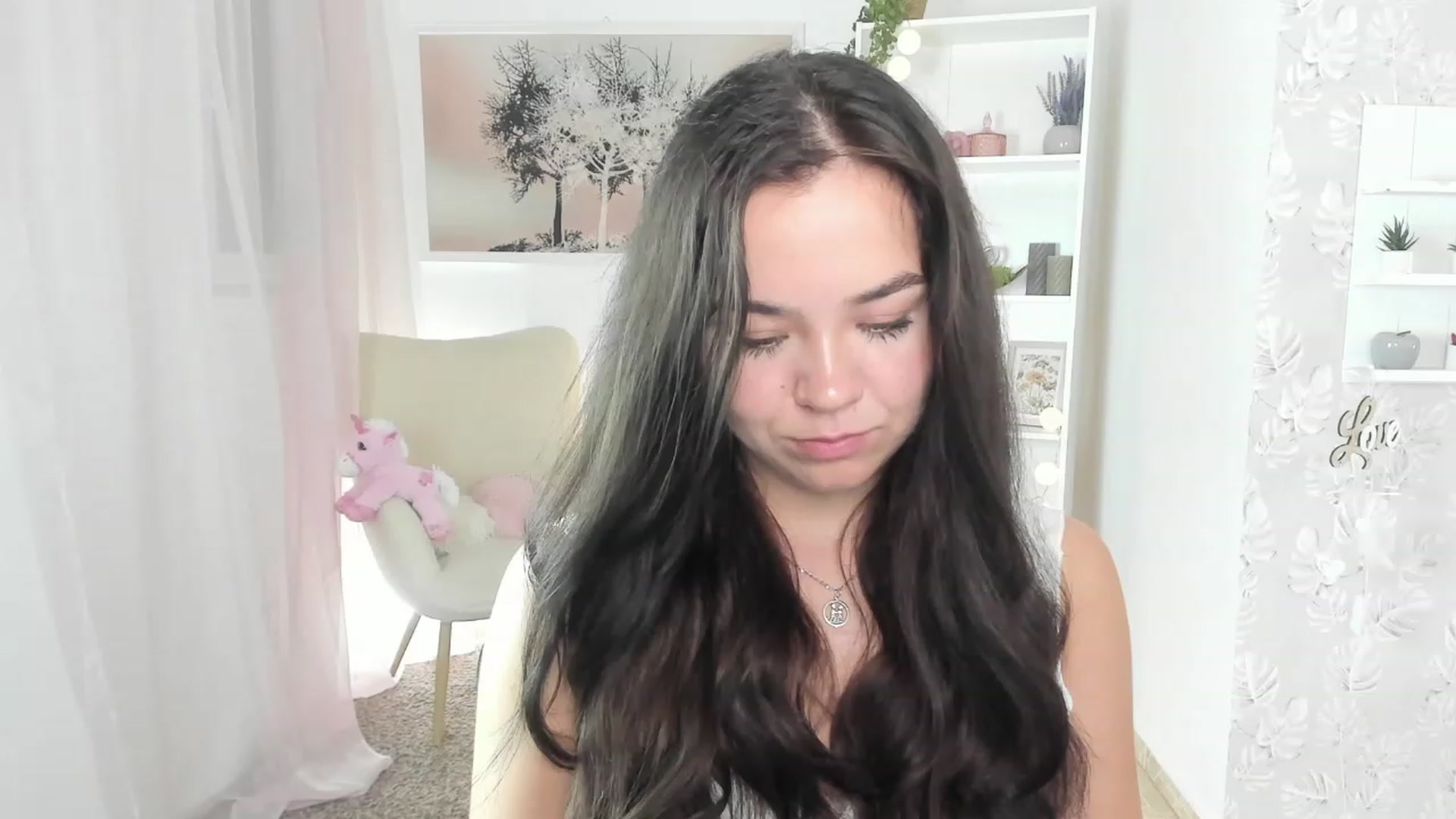 Gallery image thumbnail from Katie_Nice's myfreecams stream on, 08/18/2023, 12:41 image 1 of 20