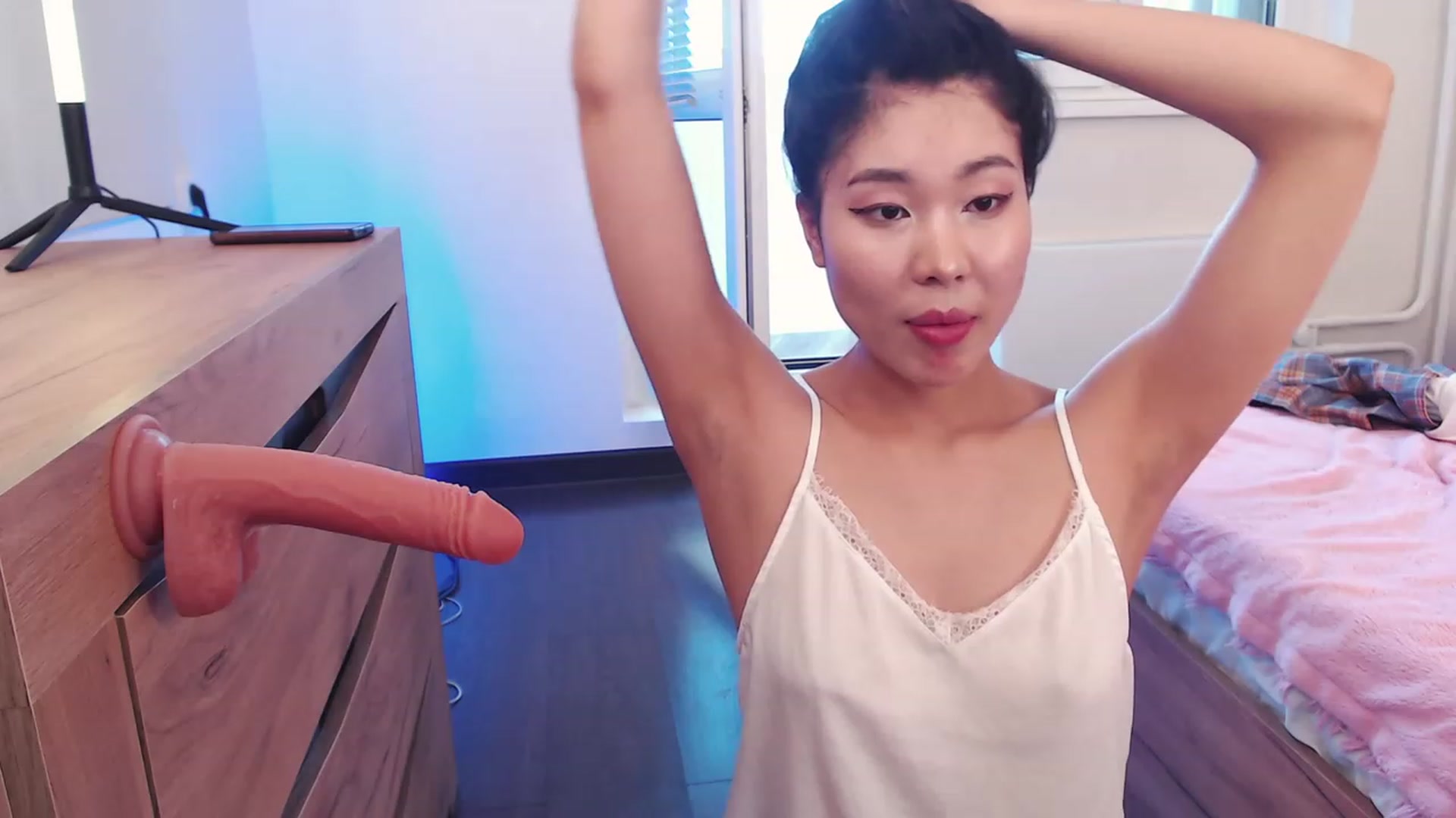 Gallery image thumbnail from Katieness's myfreecams stream on, 07/30/2023, 15:23 image 2 of 20