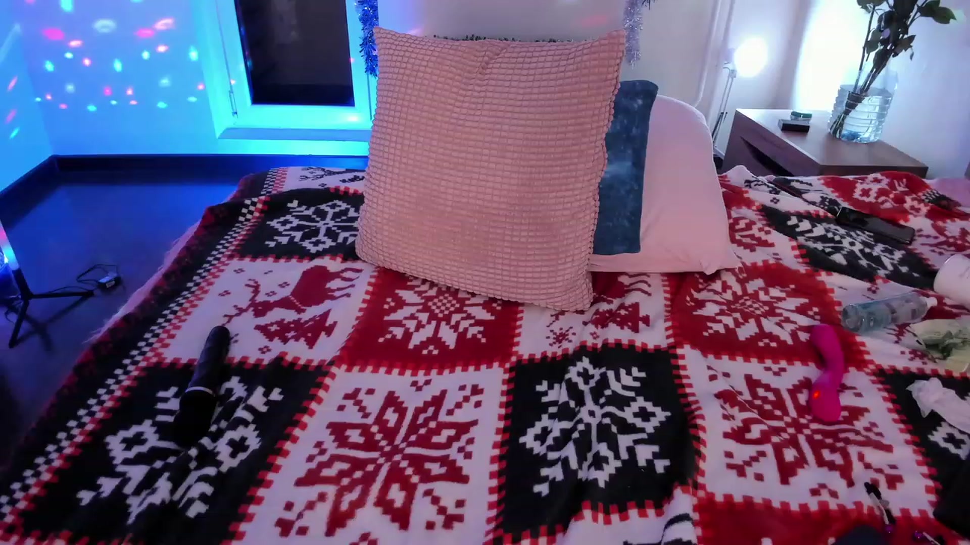 Gallery image thumbnail from Katieness's myfreecams stream on, 11/15/2023, 18:52 image 12 of 20