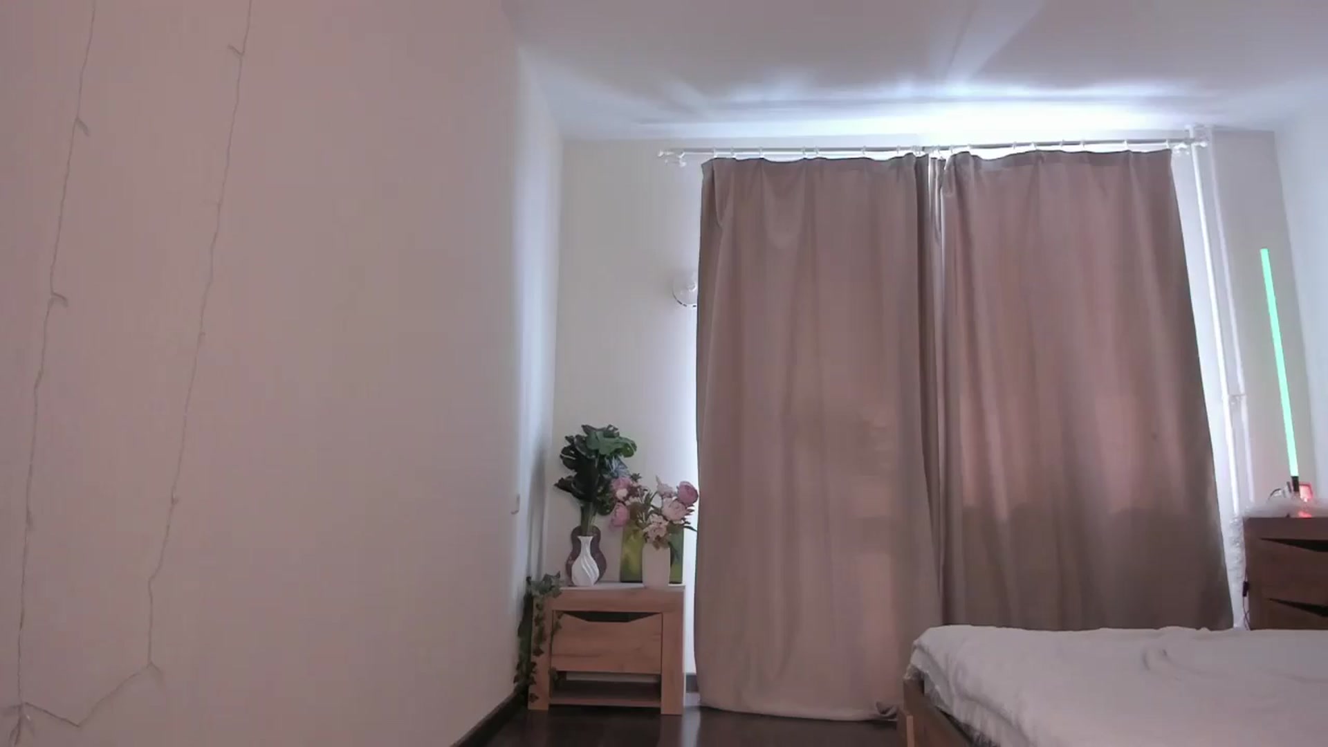 Gallery image thumbnail from Katieness's myfreecams stream on, 04/07/2025, 11:47 image 13 of 20