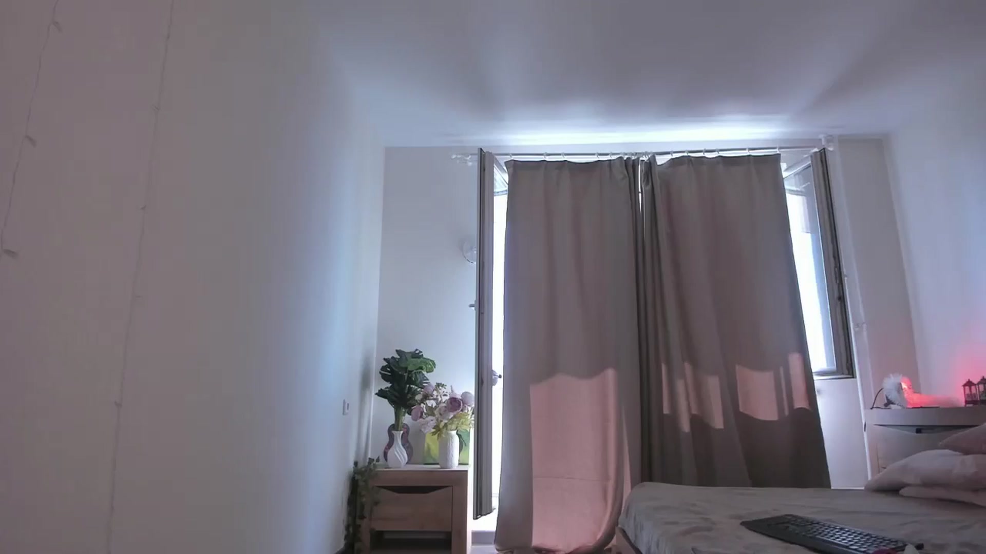 Gallery image thumbnail from Katieness's myfreecams stream on, 04/16/2025, 10:21 image 16 of 20