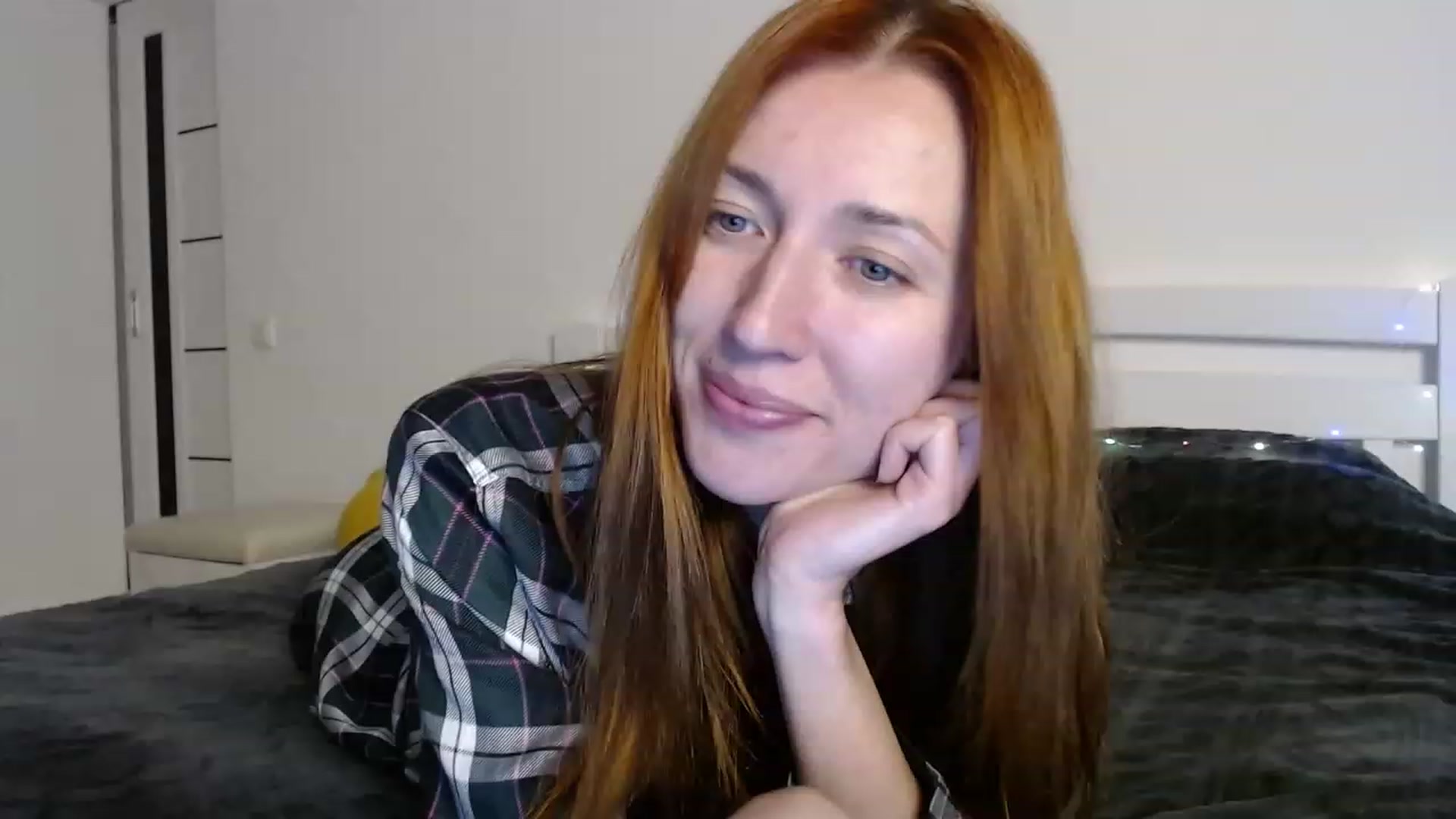 Gallery image thumbnail from Katiushaaa's myfreecams stream on, 12/08/2022, 18:58 image 16 of 20