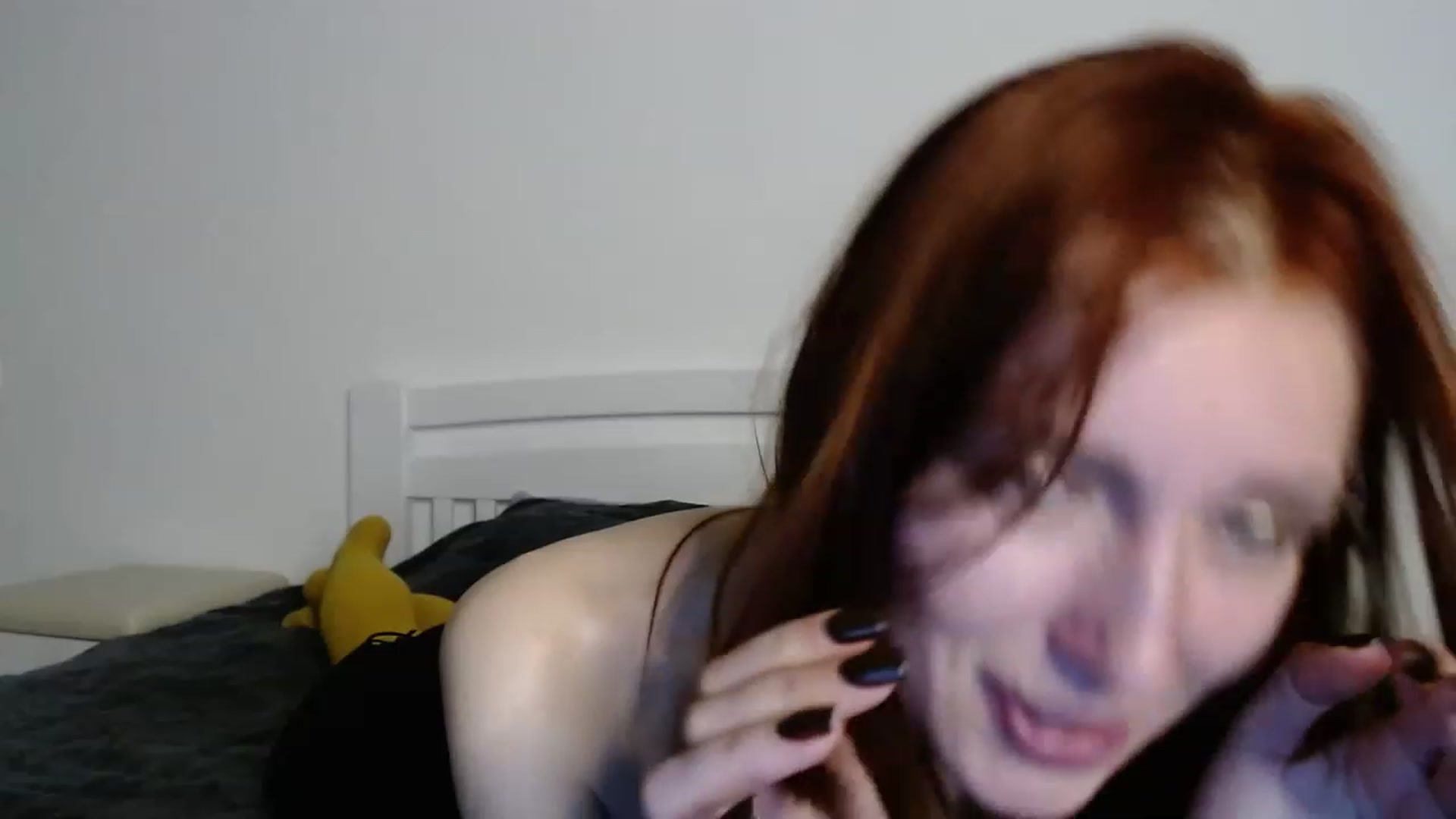 Gallery image thumbnail from Katiushaaa's myfreecams stream on, 12/22/2022, 19:45 image 18 of 20