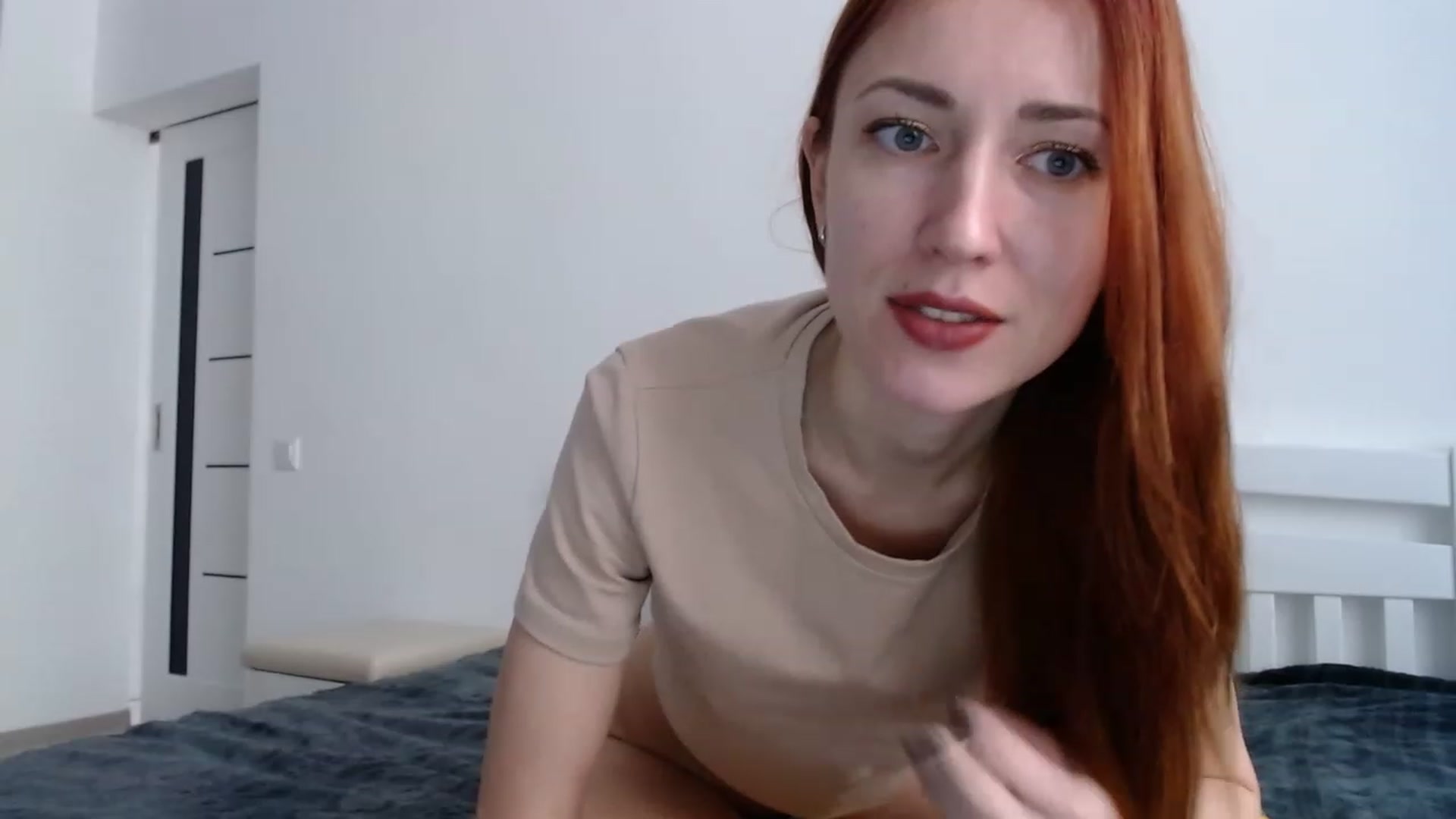 Gallery image thumbnail from Katiushaaa's myfreecams stream on, 12/24/2022, 12:04 image 10 of 20