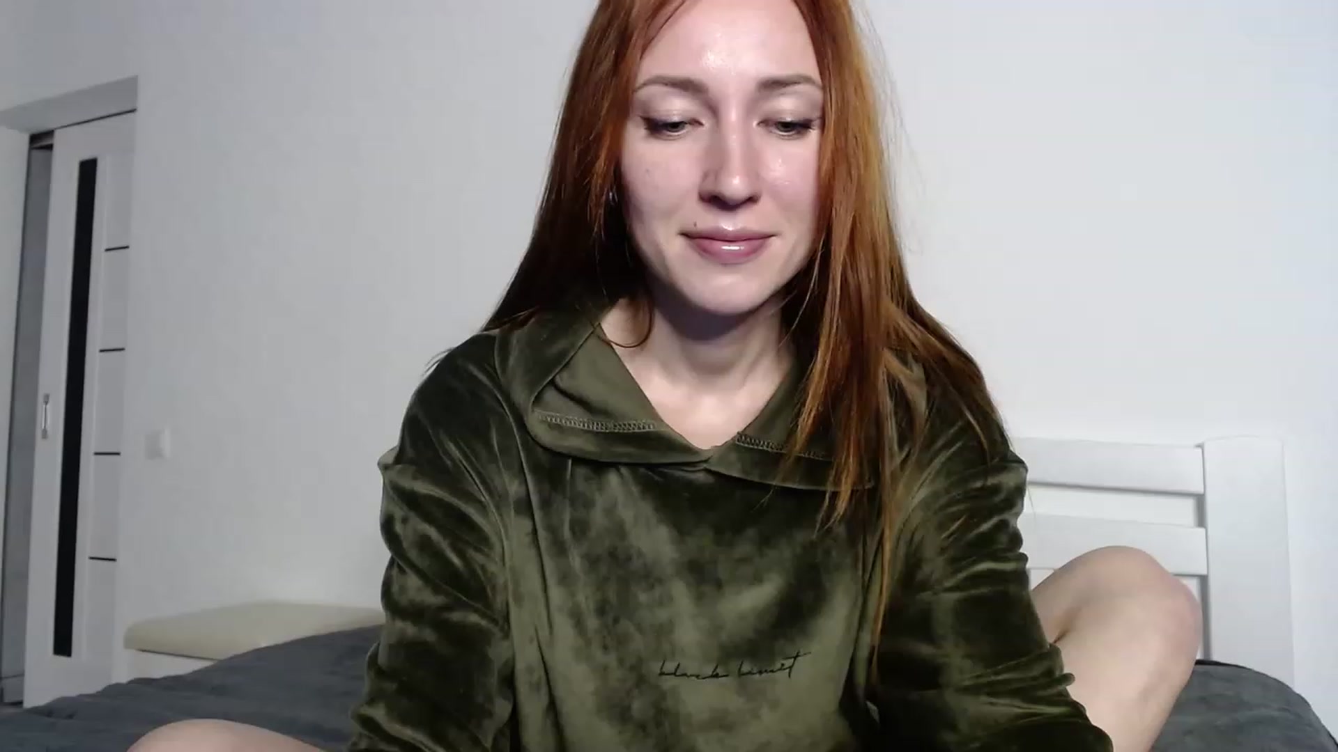 Gallery image thumbnail from Katiushaaa's myfreecams stream on, 12/27/2022, 16:09 image 1 of 20