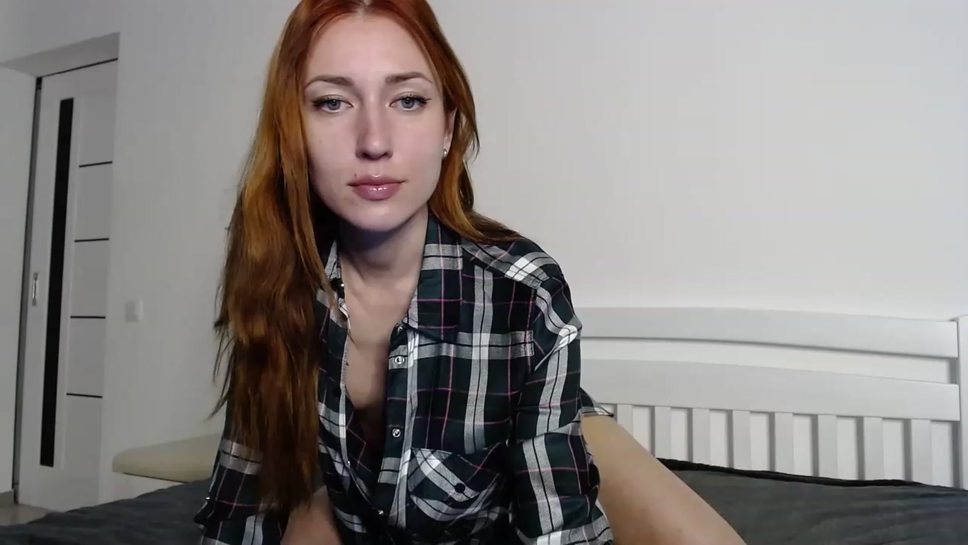 Gallery image thumbnail from Katiushaaa's myfreecams stream on, 01/05/2023, 15:17 image 13 of 20