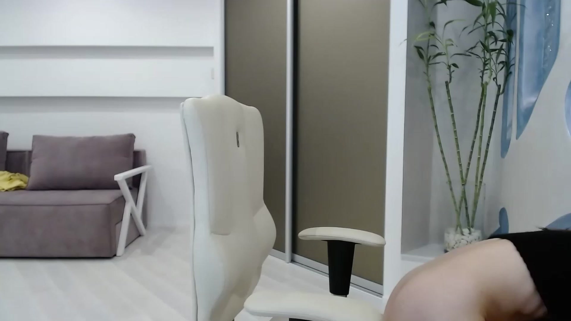Gallery image thumbnail from Katiushaaa's myfreecams stream on, 03/12/2023, 19:05 image 11 of 20