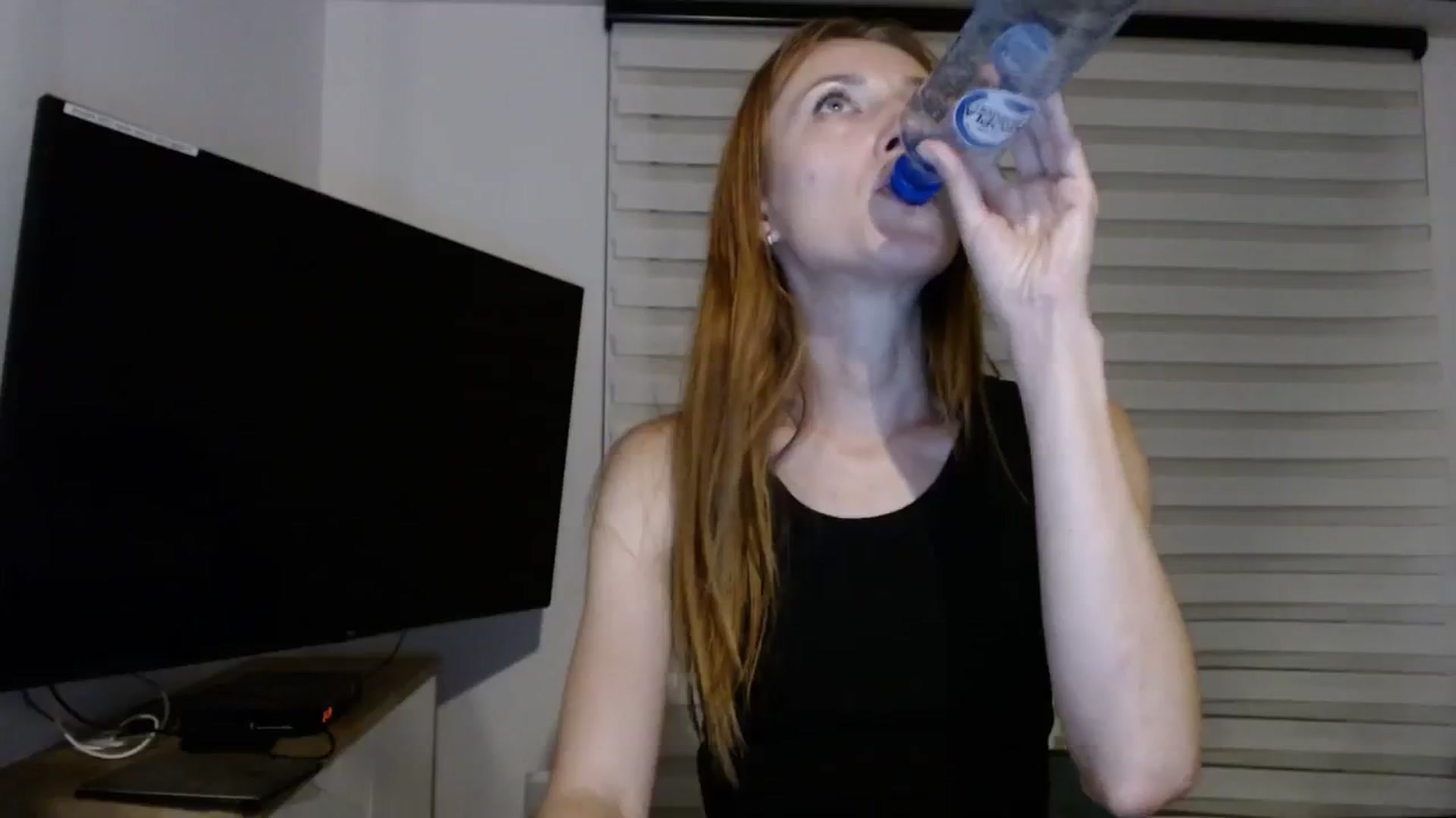 Gallery image thumbnail from Katiushaaa's myfreecams stream on, 08/20/2023, 20:02 image 17 of 20