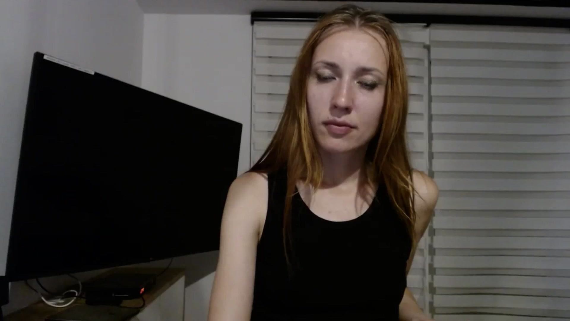 Gallery image thumbnail from Katiushaaa's myfreecams stream on, 08/20/2023, 21:25 image 11 of 20