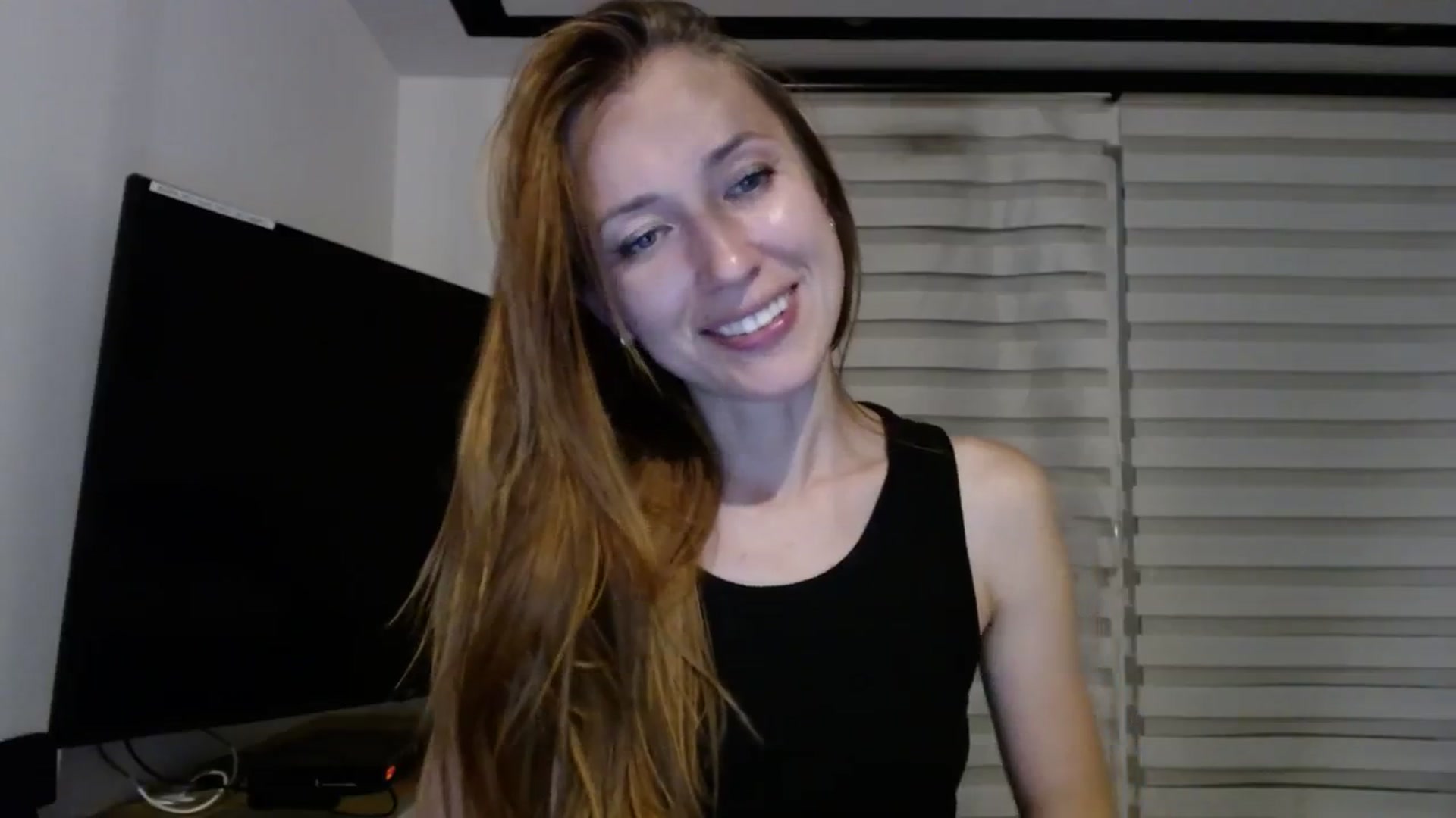 Gallery image thumbnail from Katiushaaa's myfreecams stream on, 08/20/2023, 22:28 image 18 of 20