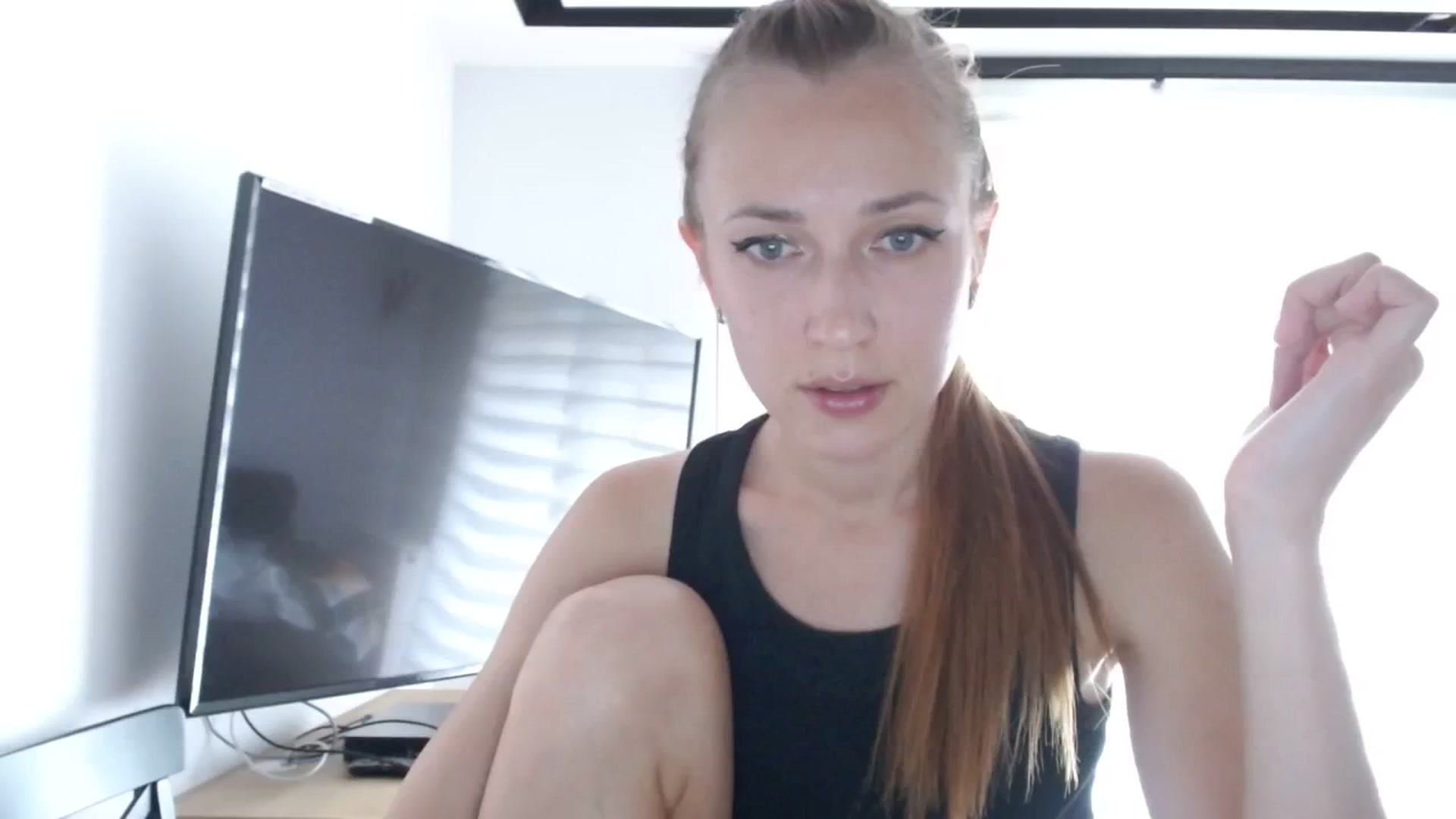 Gallery image thumbnail from Katiushaaa's myfreecams stream on, 08/21/2023, 17:20 image 10 of 20