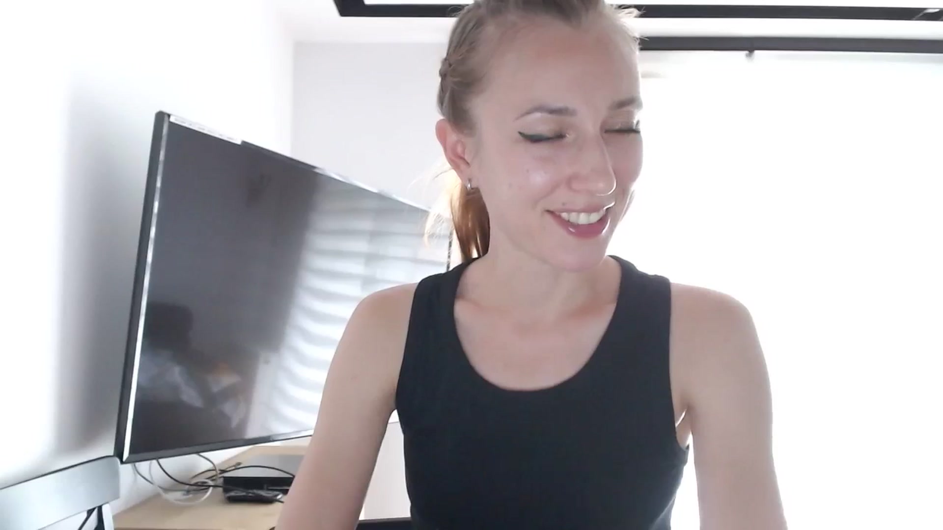Gallery image thumbnail from Katiushaaa's myfreecams stream on, 08/21/2023, 17:20 image 9 of 20