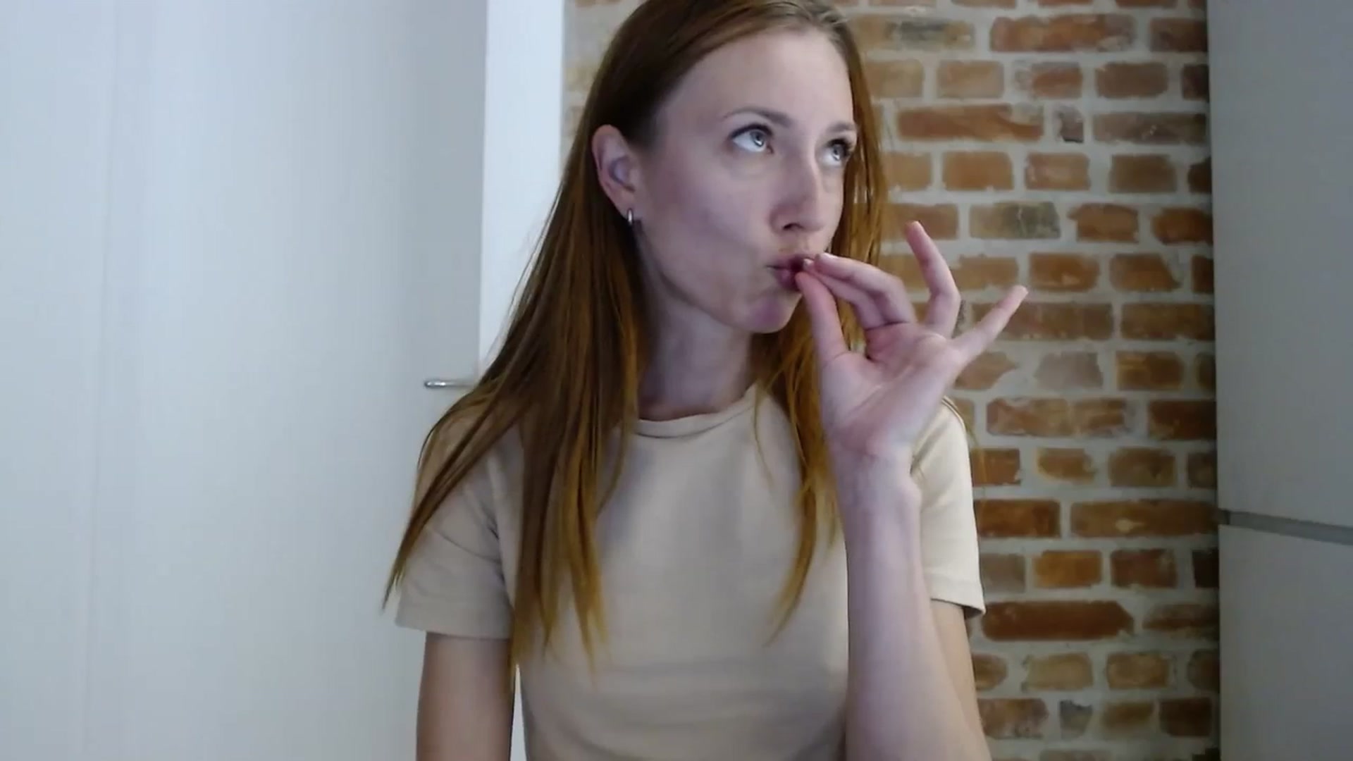 Gallery image thumbnail from Katiushaaa's myfreecams stream on, 08/22/2023, 20:07 image 3 of 20