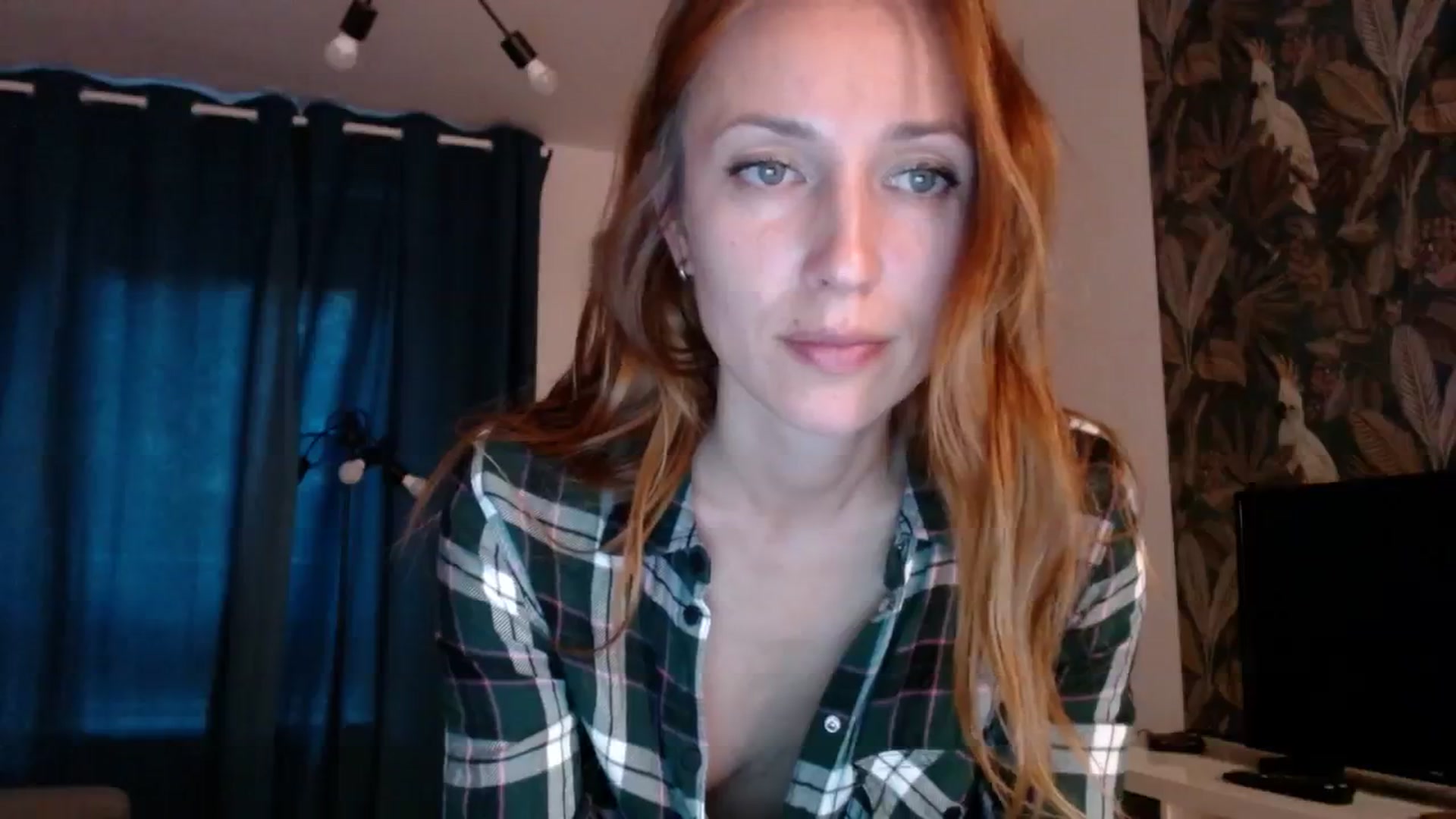 Gallery image thumbnail from Katiushaaa's myfreecams stream on, 09/04/2023, 17:39 image 12 of 20