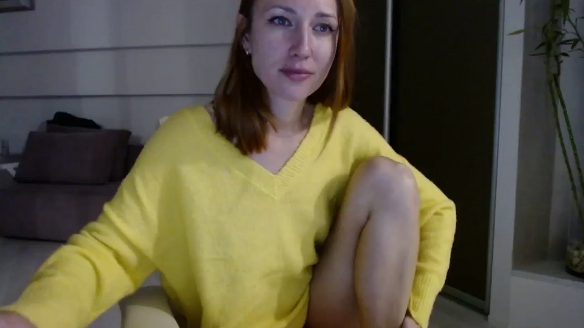 Gallery image thumbnail from Katiushaaa's myfreecams stream on, 10/18/2023, 20:02 image 18 of 20