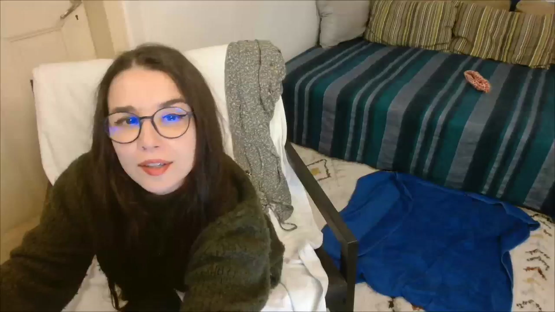 Gallery image thumbnail from Katress's myfreecams stream on, 08/12/2023, 19:33 image 2 of 20