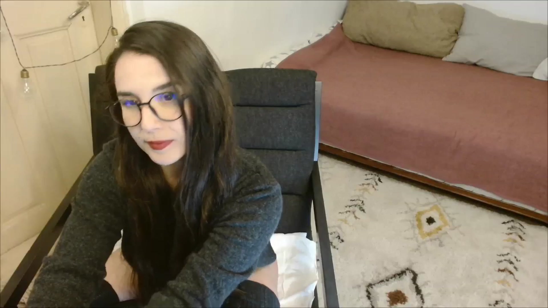 Gallery image thumbnail from Katress's myfreecams stream on, 10/21/2023, 18:33 image 7 of 20
