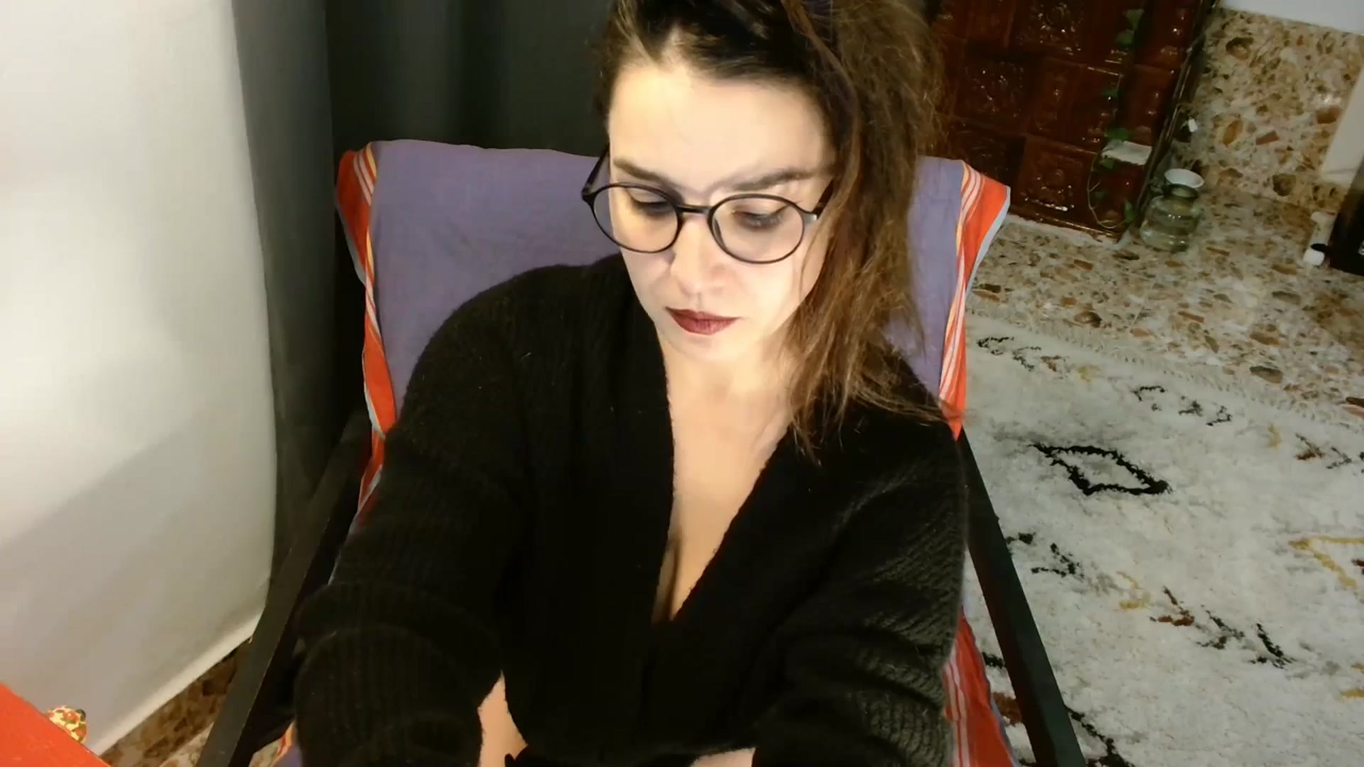 Gallery image thumbnail from Katress's myfreecams stream on, 12/02/2023, 18:07 image 7 of 20