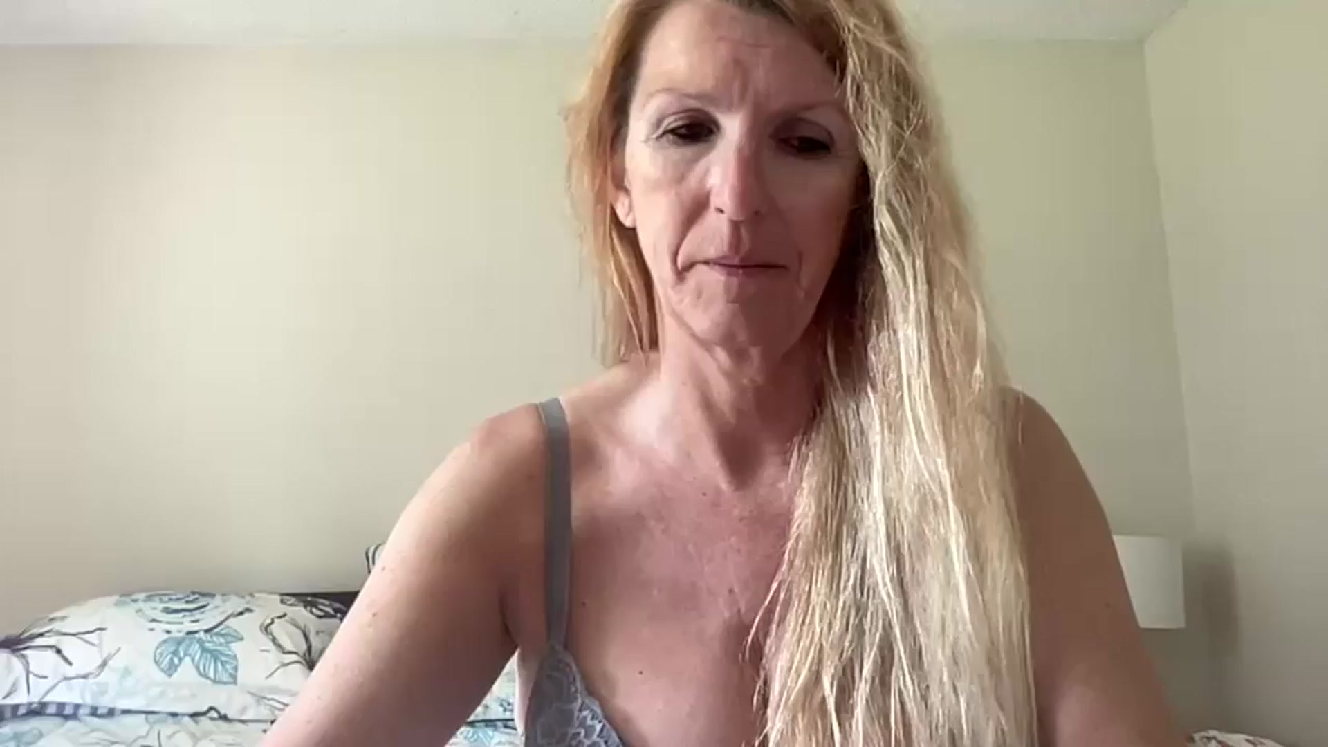 Gallery image thumbnail from Katrina2's myfreecams stream on, 06/30/2024, 15:20 image 7 of 20