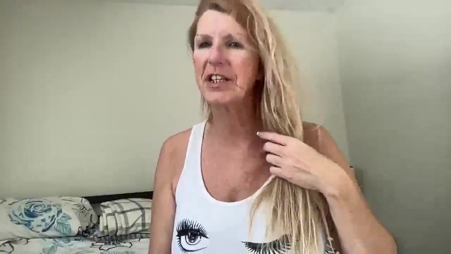 Gallery image thumbnail from Katrina2's myfreecams stream on, 02/17/2025, 16:06 image 8 of 20
