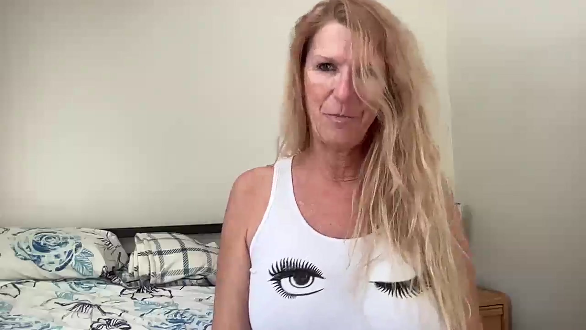 Gallery image thumbnail from Katrina2's myfreecams stream on, 02/17/2025, 17:10 image 19 of 20