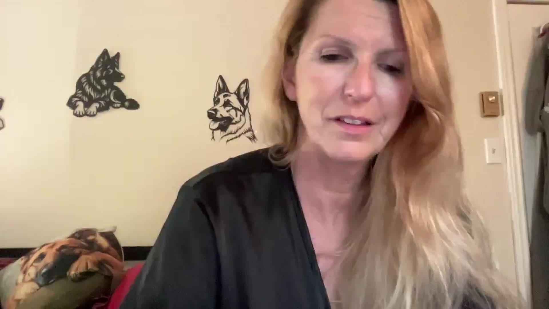 Gallery image thumbnail from Katrina2's myfreecams stream on, 05/27/2025, 24:13 image 14 of 20