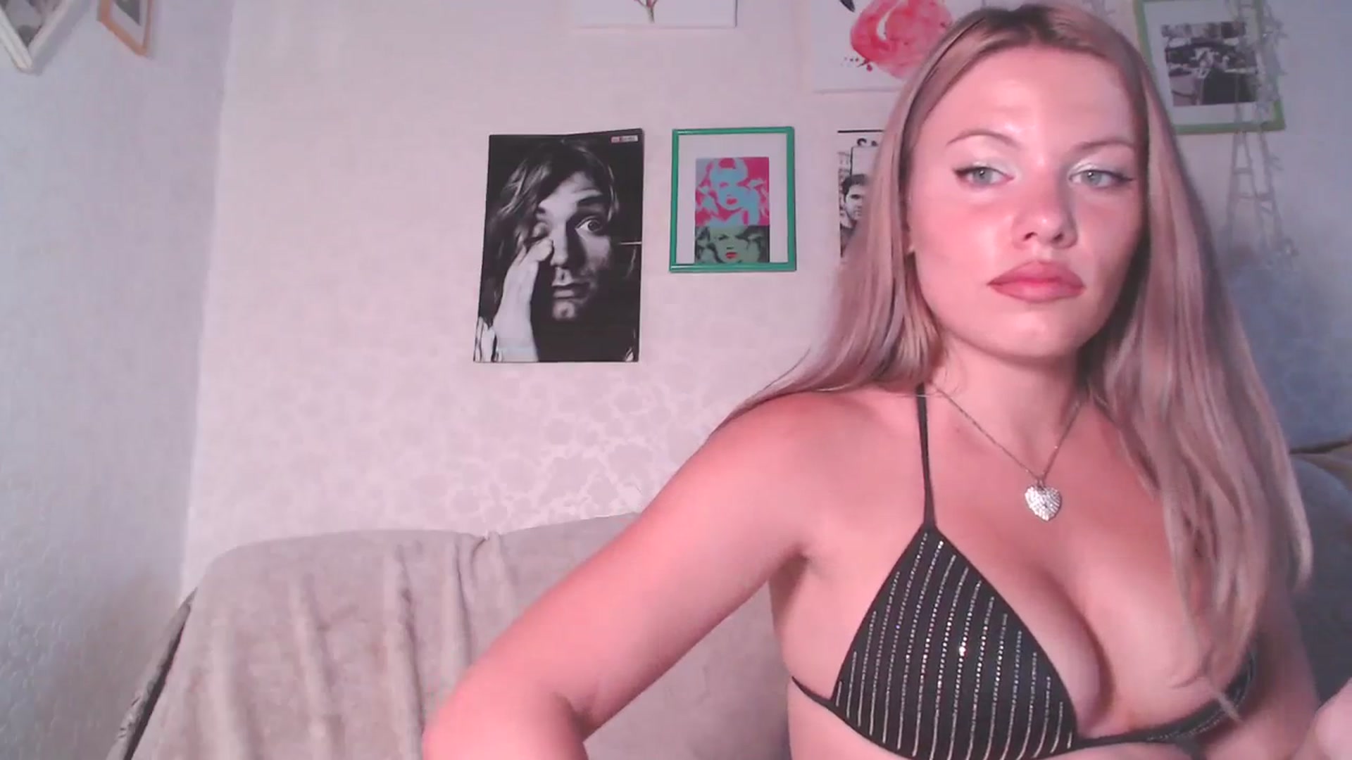 Gallery image thumbnail from Katrinaa's myfreecams stream on, 09/03/2023, 12:41 image 11 of 20