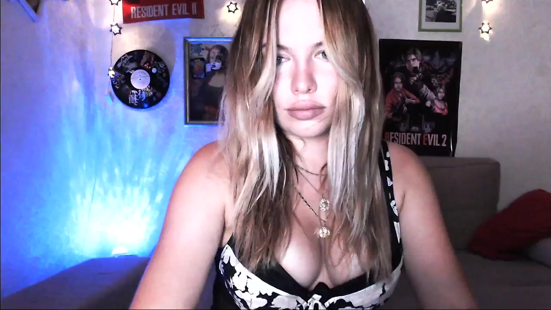 Gallery image thumbnail from Katrinaa's myfreecams stream on, 07/05/2025, 14:37 image 18 of 20