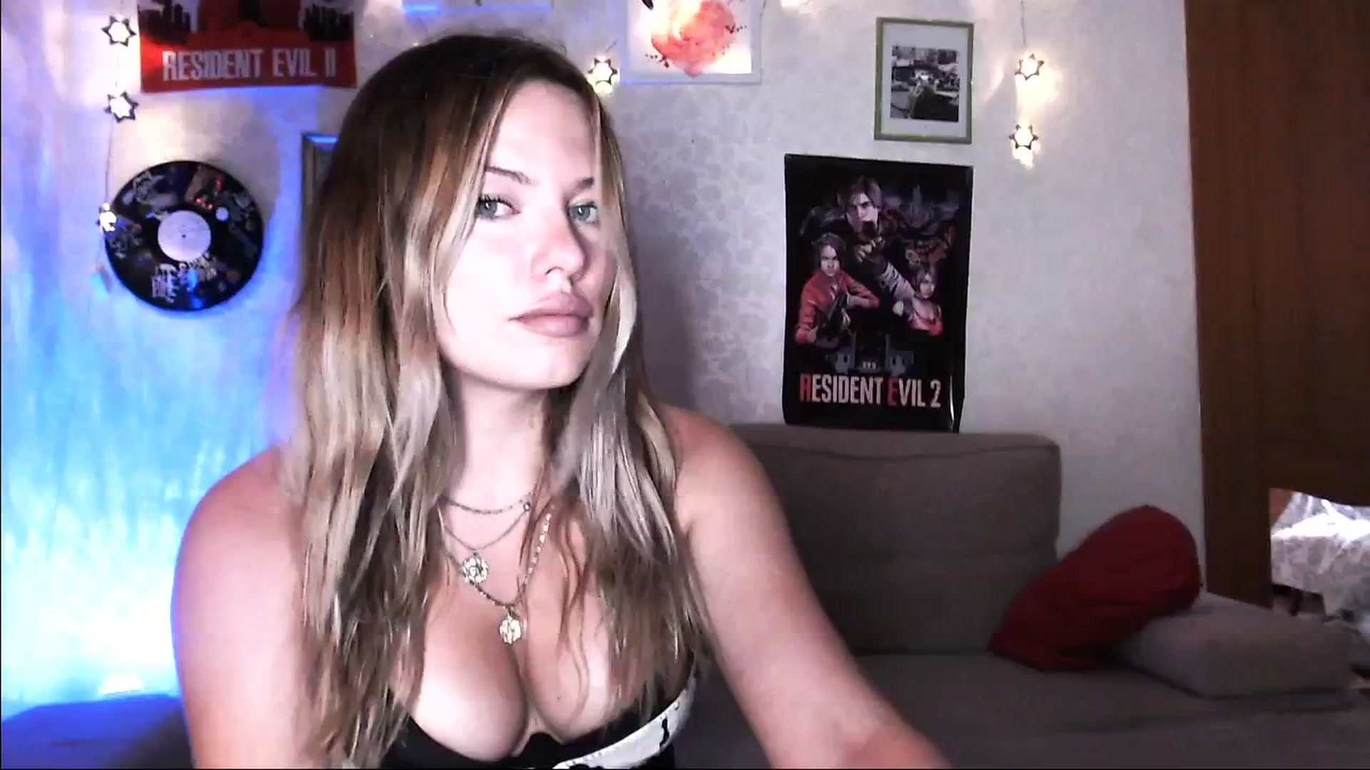 Gallery image thumbnail from Katrinaa's myfreecams stream on, 07/05/2025, 14:37 image 13 of 20