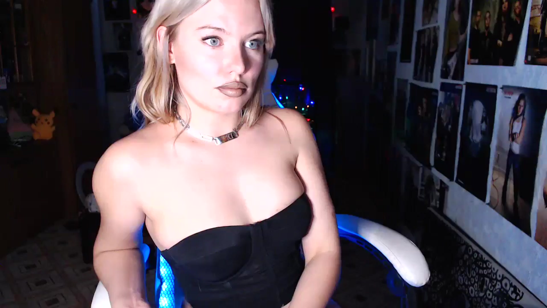 Gallery image thumbnail from Katrinaa's myfreecams stream on, 04/05/2026, 11:19 image 5 of 20