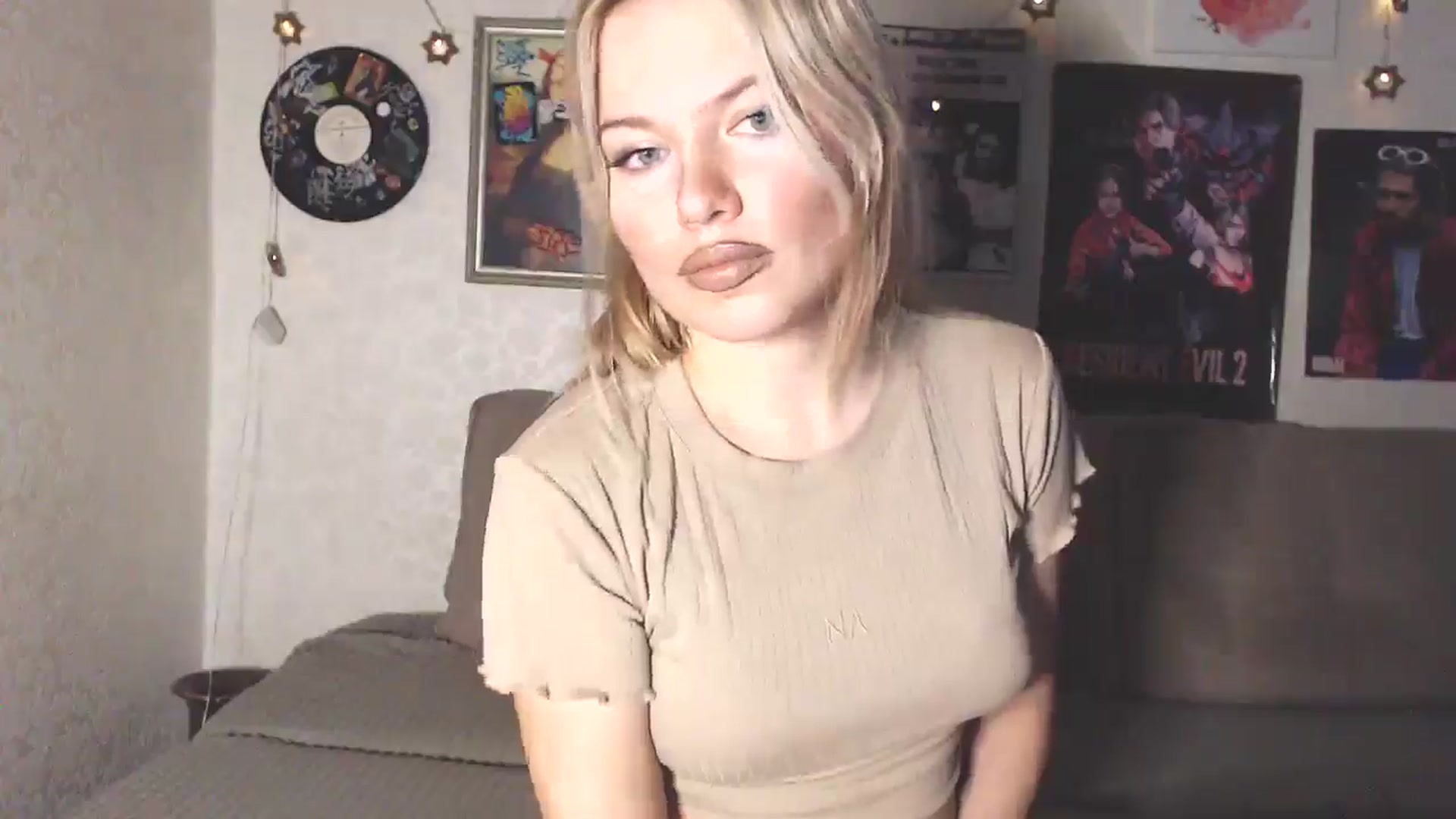 Gallery image thumbnail from Katrinaa's myfreecams stream on, 04/13/2026, 07:56 image 7 of 20