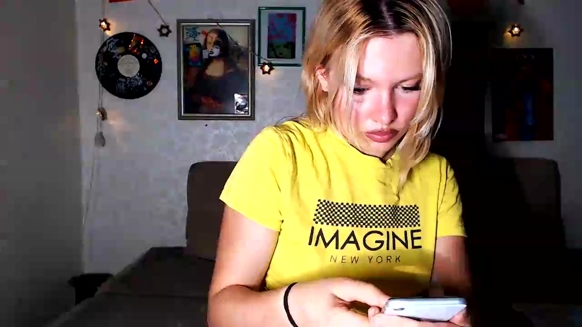 Gallery image thumbnail from Katrinaa's myfreecams stream on, 06/12/2026, 11:21 image 18 of 20