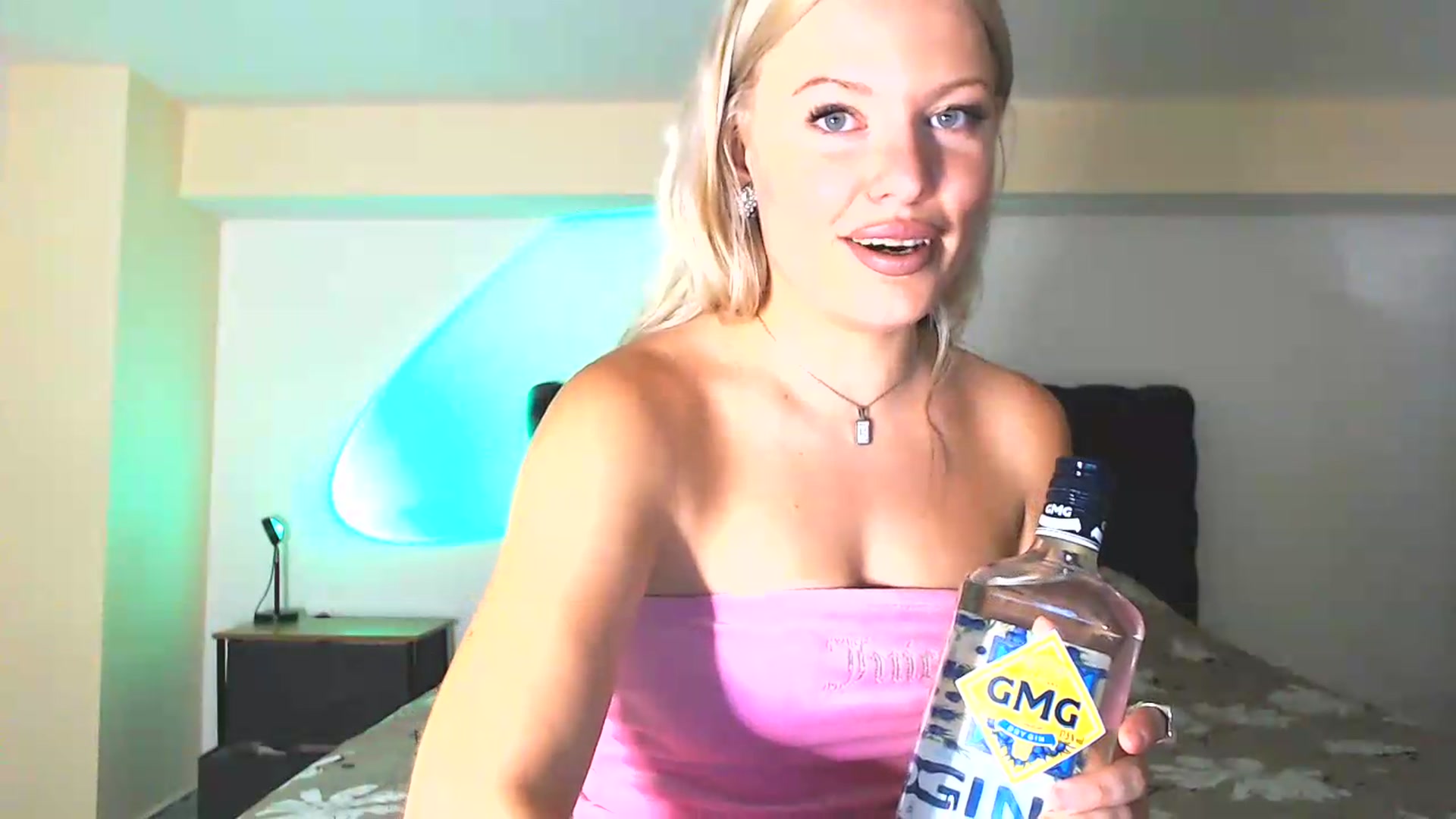 Gallery image thumbnail from Katrinaa's myfreecams stream on, 07/11/2026, 14:03 image 7 of 20
