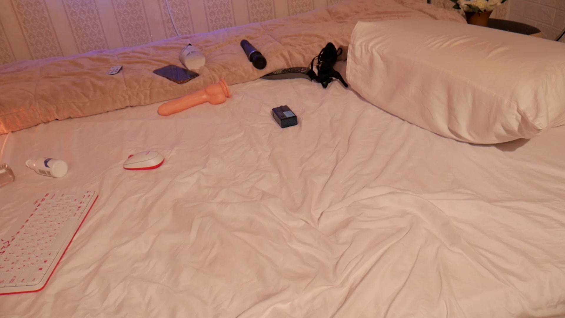 Gallery image thumbnail from Katrinarya's myfreecams stream on, 09/09/2023, 16:38 image 19 of 20