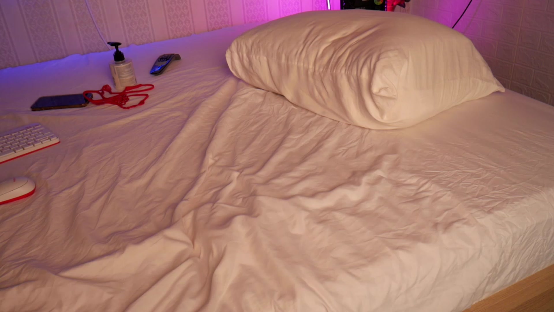 Gallery image thumbnail from Katrinarya's myfreecams stream on, 10/04/2023, 16:23 image 20 of 20