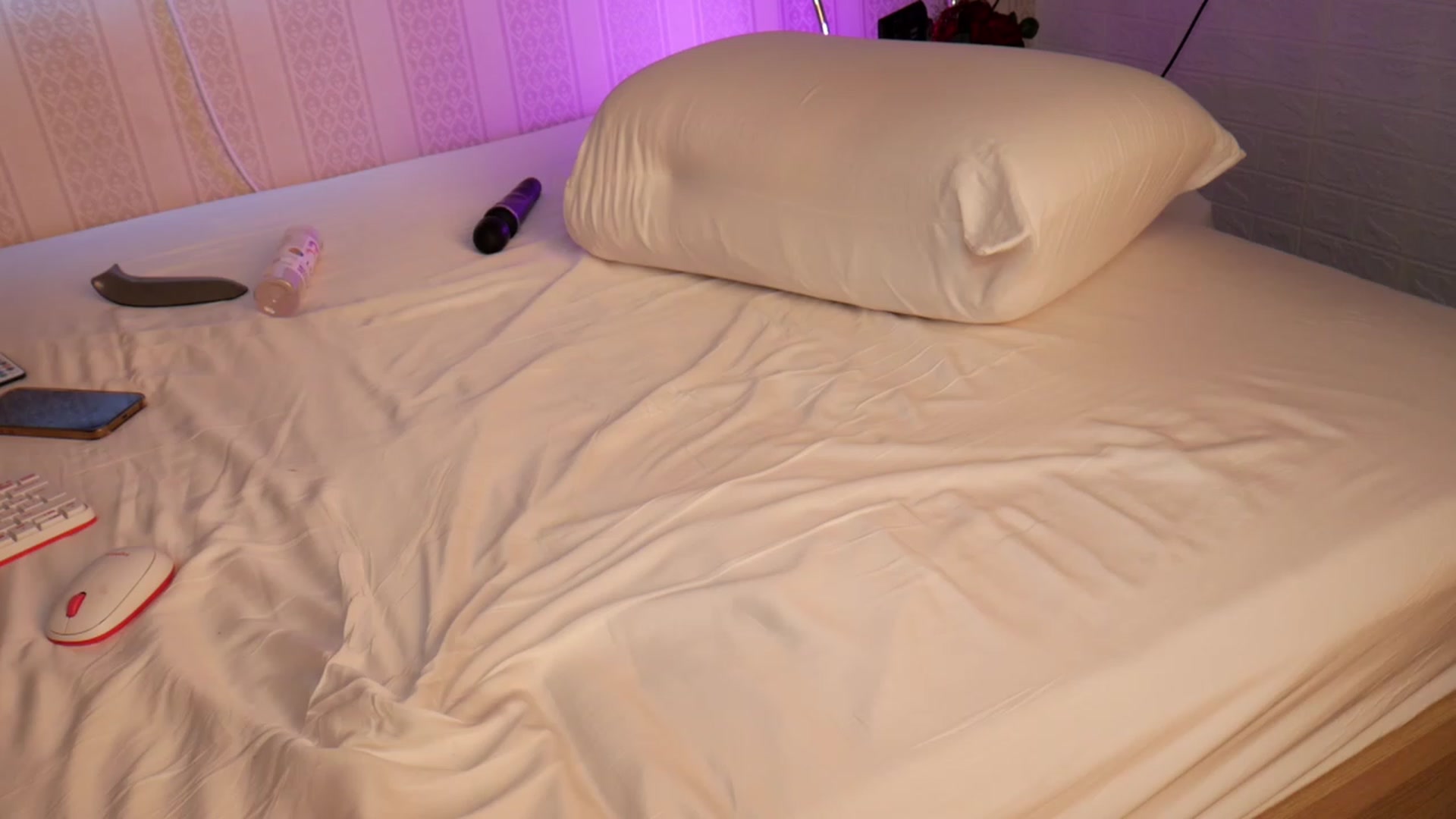 Gallery image thumbnail from Katrinarya's myfreecams stream on, 10/08/2023, 16:56 image 9 of 20