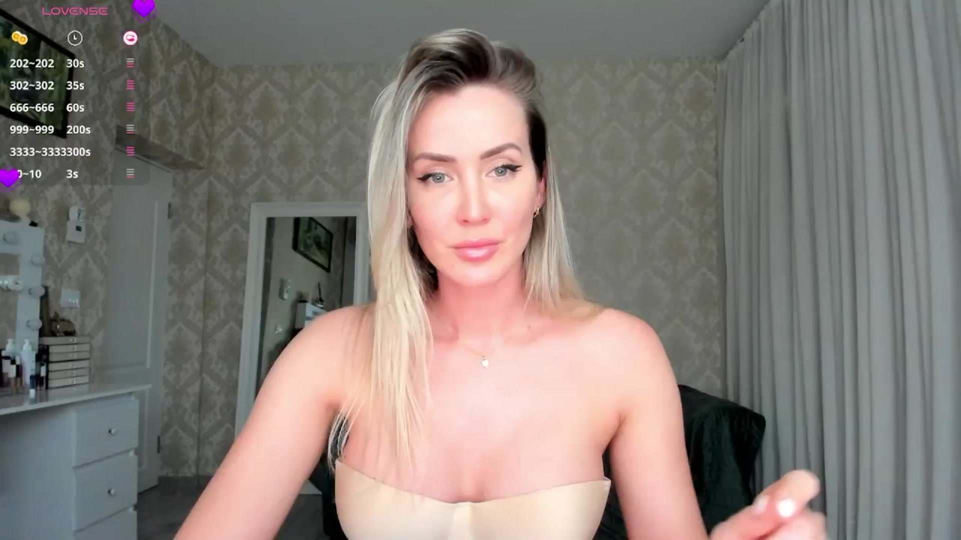 Gallery image thumbnail from Katrix's myfreecams stream on, 01/23/2026, 10:56 image 16 of 20