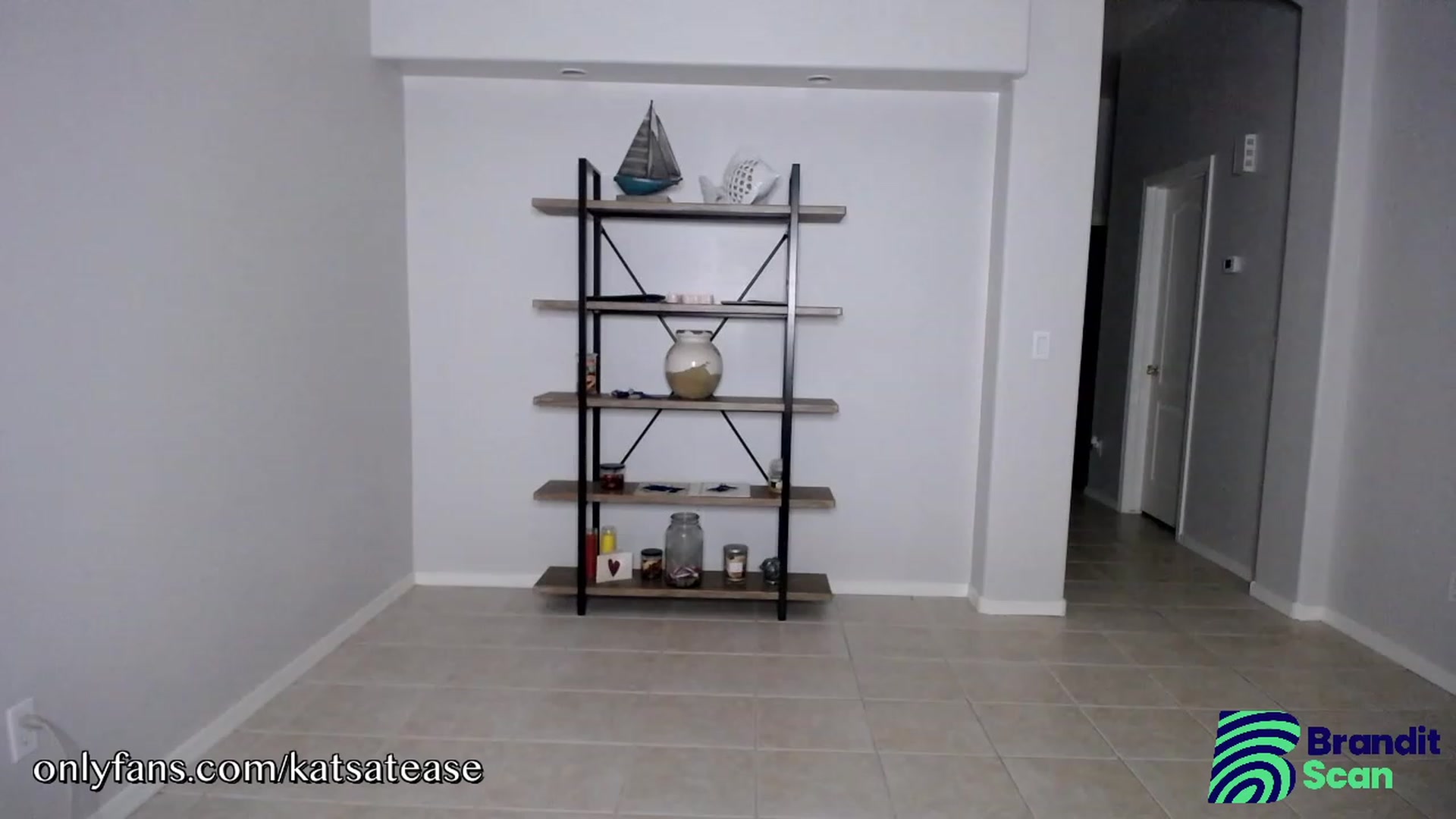 Gallery image thumbnail from KatsAtease's myfreecams stream on, 02/10/2023, 07:39 image 18 of 20