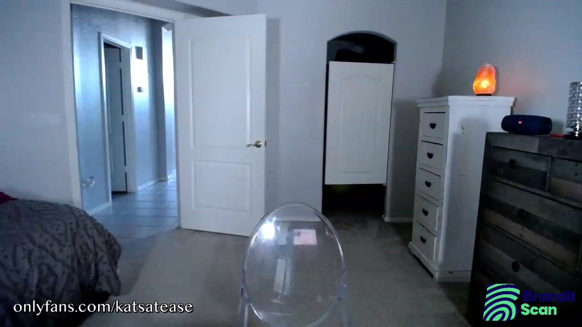 Gallery image thumbnail from KatsAtease's myfreecams stream on, 06/14/2023, 02:48 image 11 of 20