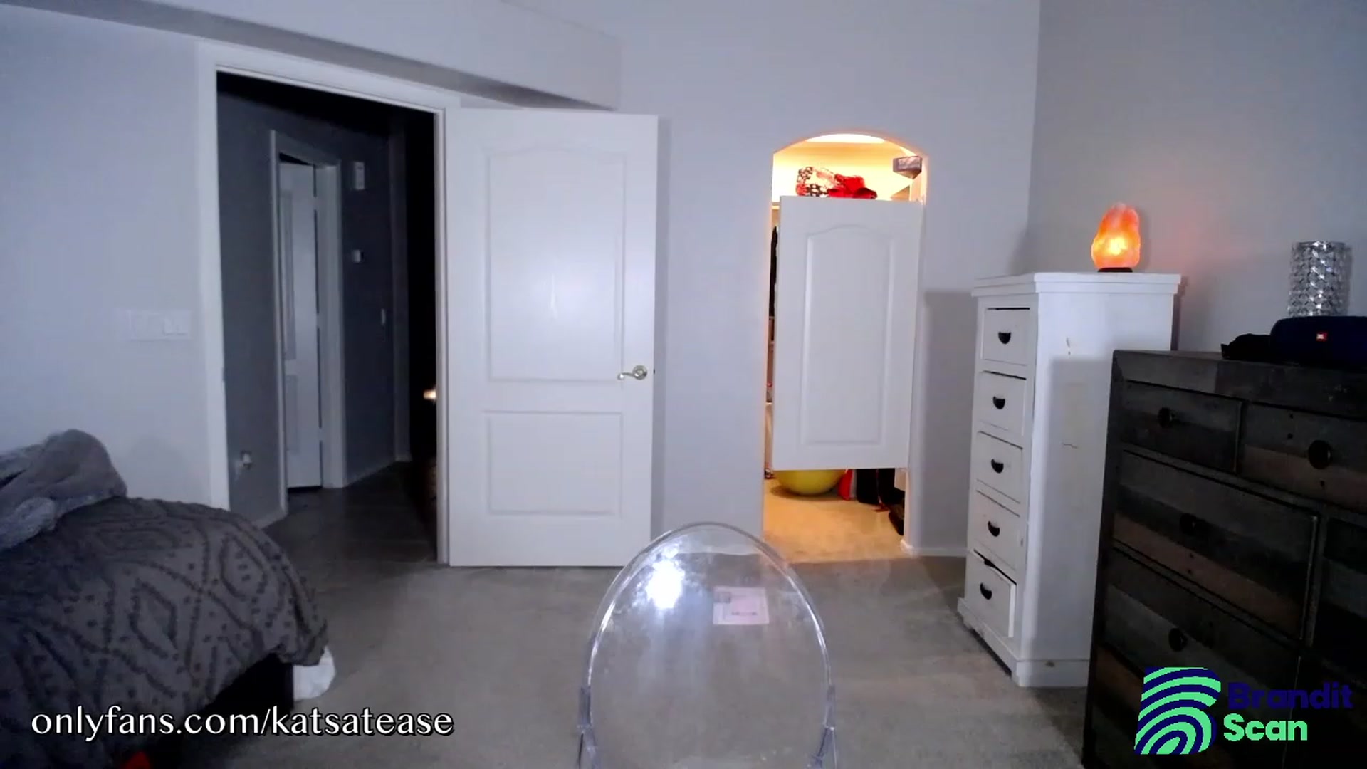 Gallery image thumbnail from KatsAtease's myfreecams stream on, 06/16/2023, 03:29 image 19 of 20