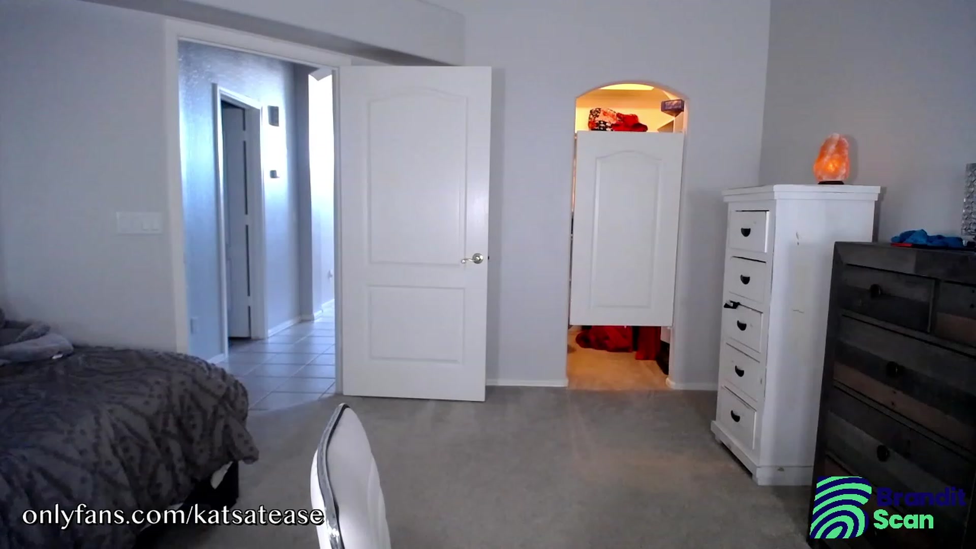 Gallery image thumbnail from KatsAtease's myfreecams stream on, 07/26/2023, 01:14 image 7 of 20