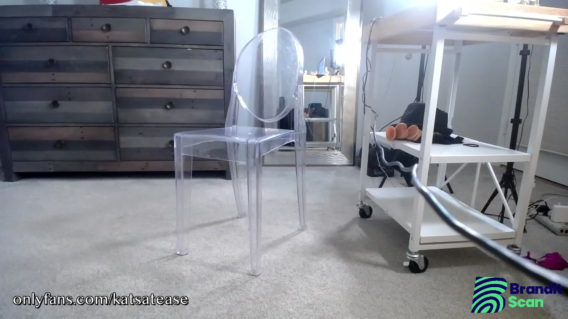 Gallery image thumbnail from KatsAtease's myfreecams stream on, 08/12/2023, 06:46 image 18 of 20